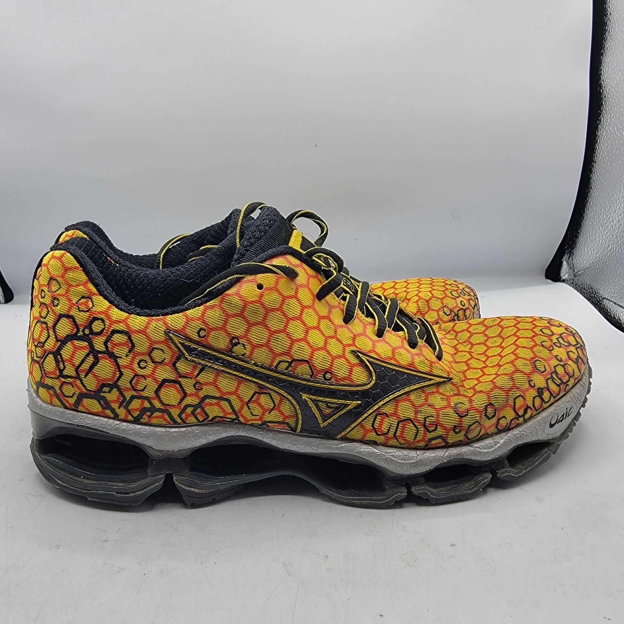 Mizuno Mizuno Wave Prophecy 3 Mens Size 7.5 Black Yellow Running Sh Size US 7.5 / EU 40-41 - 7 Thumbnail