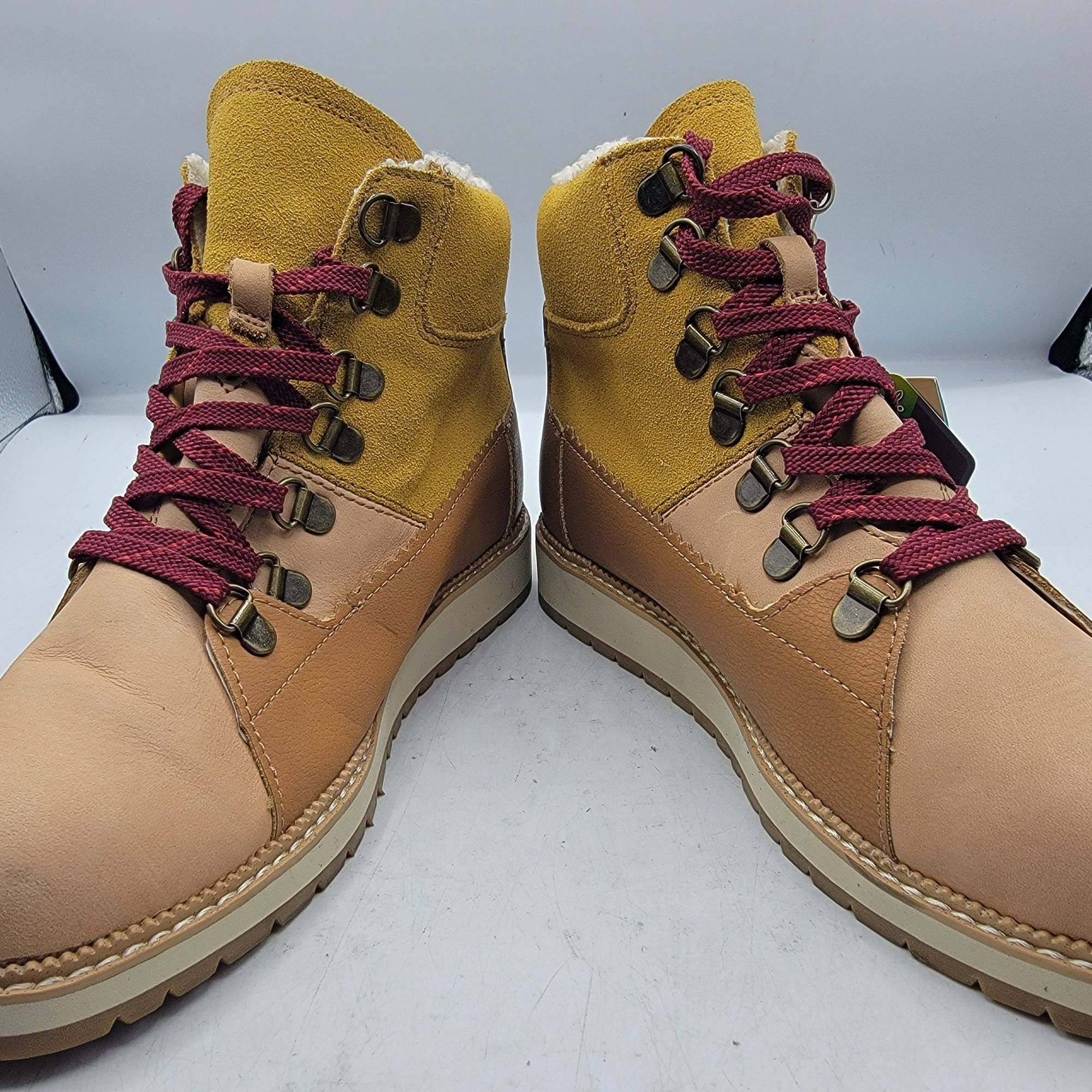 Toms Mesa Womens Size Brown Waterproof Honey Oiled Nubuck