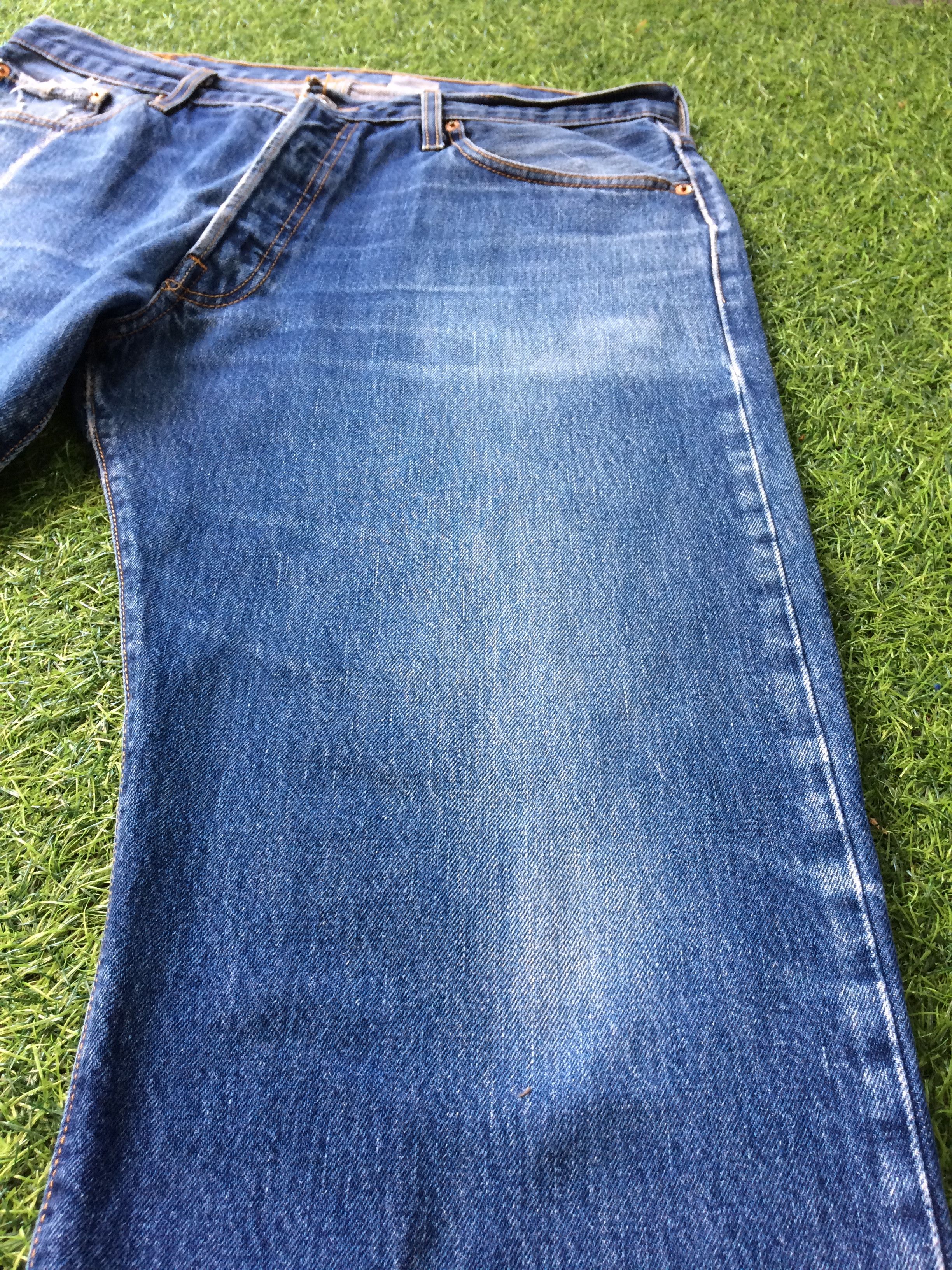 Levi's × Vintage Vintage Distressed Levis 501 Jeans #B-753 Size US 36 / EU 52 - 7 Thumbnail