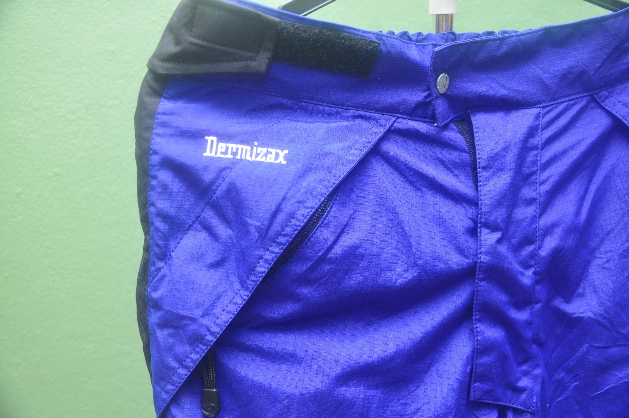 The North Face The North Face Dermizax Extreme Light Nylon Ski Pant Size US 33 - 5 Thumbnail