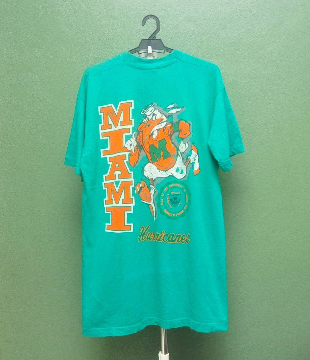 Vintage Vintage 90s Miami Harricanes Shirt Fashion Style Size US L / EU 52-54 / 3 - 1 Thumbnail
