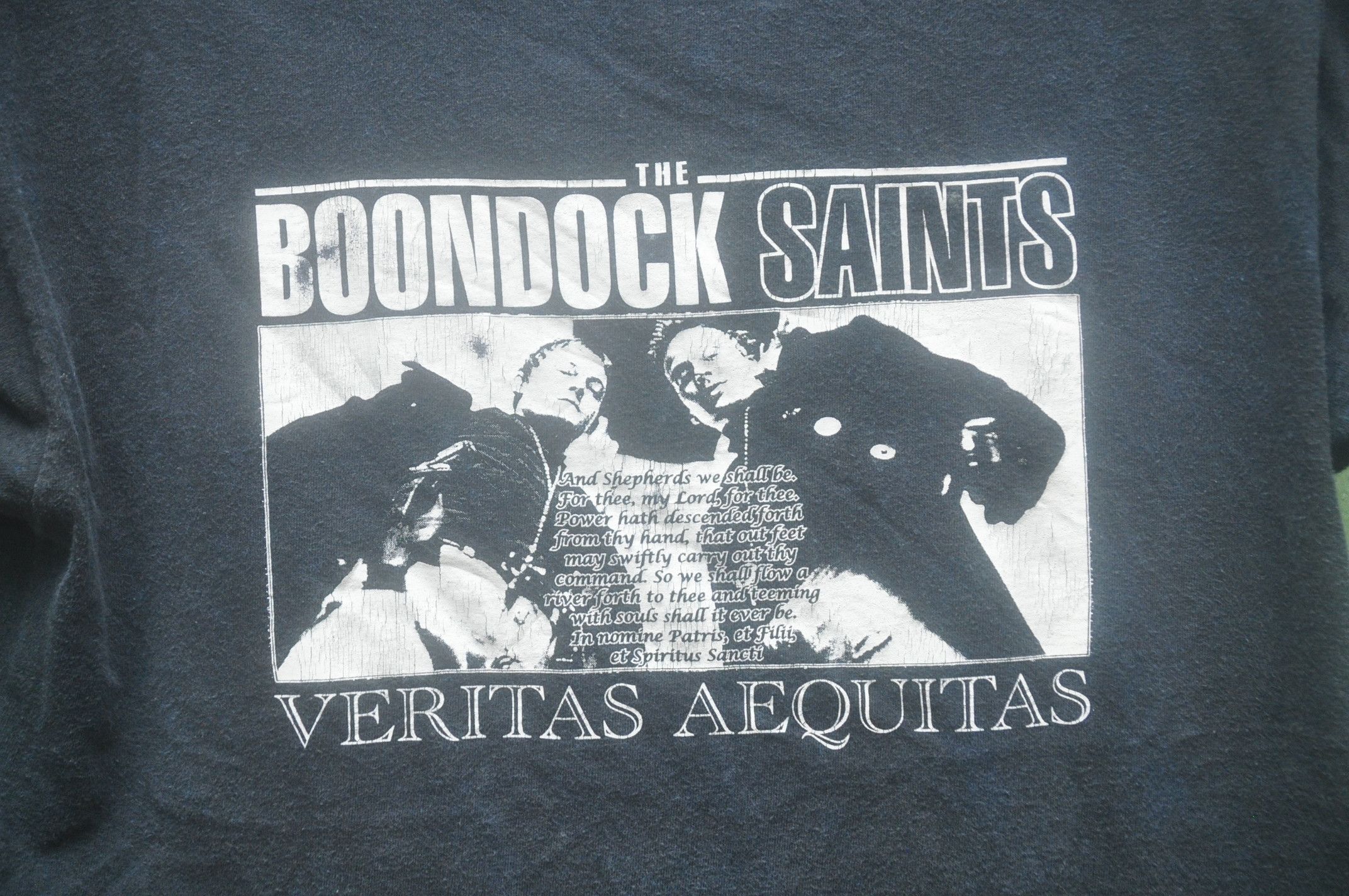 Vintage Vintage The Boondock Saints Veritas Aequitas Movie Shirt Size US L / EU 52-54 / 3 - 4 Thumbnail