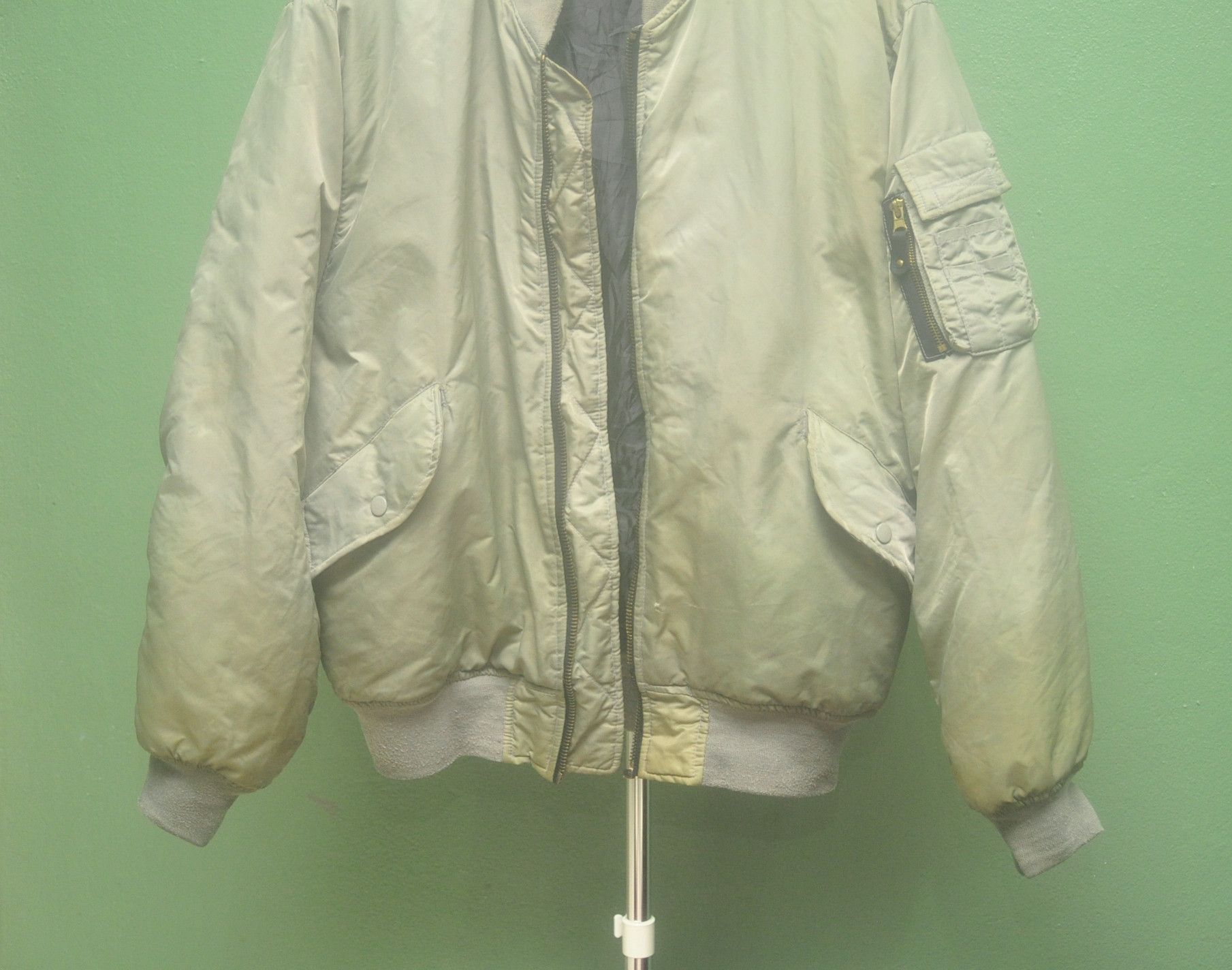 Japanese Brand × Vintage Vintage Japanese Flight Jacket Broken Zip Grey Colour Size US L / EU 52-54 / 3 - 4 Thumbnail