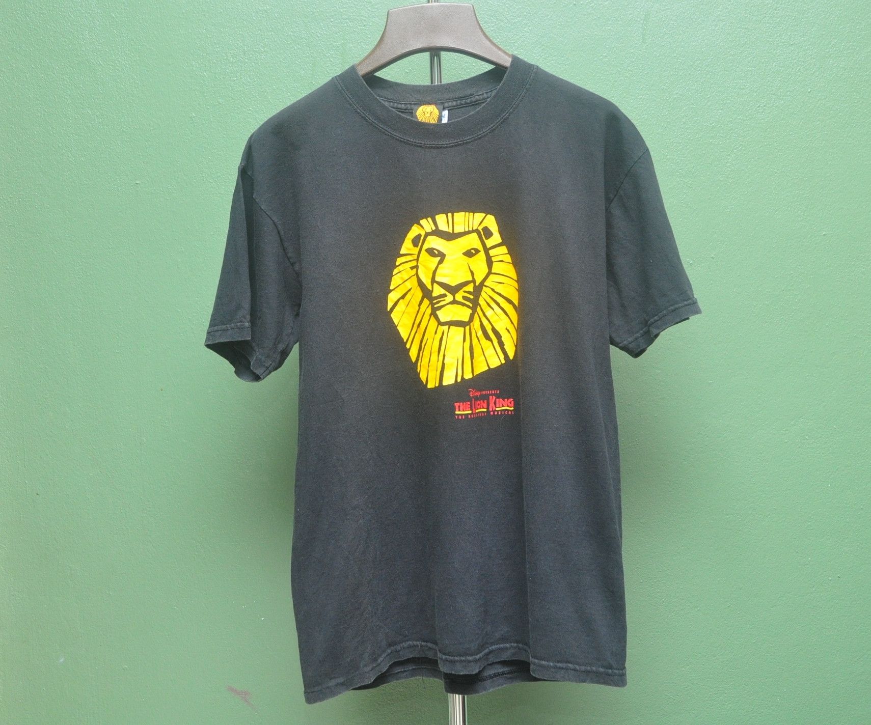 Designer × Japanese Brand Vintage The Lion King Movies Designer Fashion Style Size US M / EU 48-50 / 2 - 1 Thumbnail