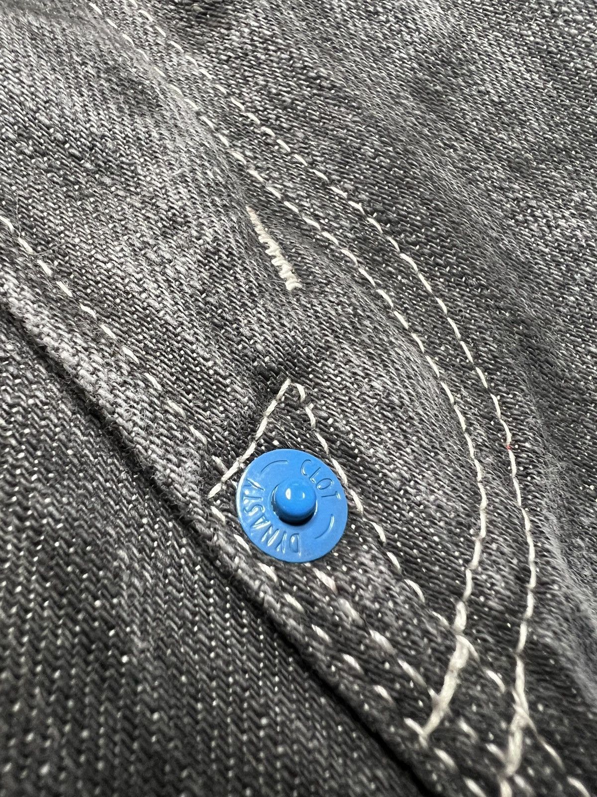 CLOT “RARE”Clot x dynasty Hongkong Exclusive Day and night Denim Size US 32 / EU 48 - 11 Thumbnail