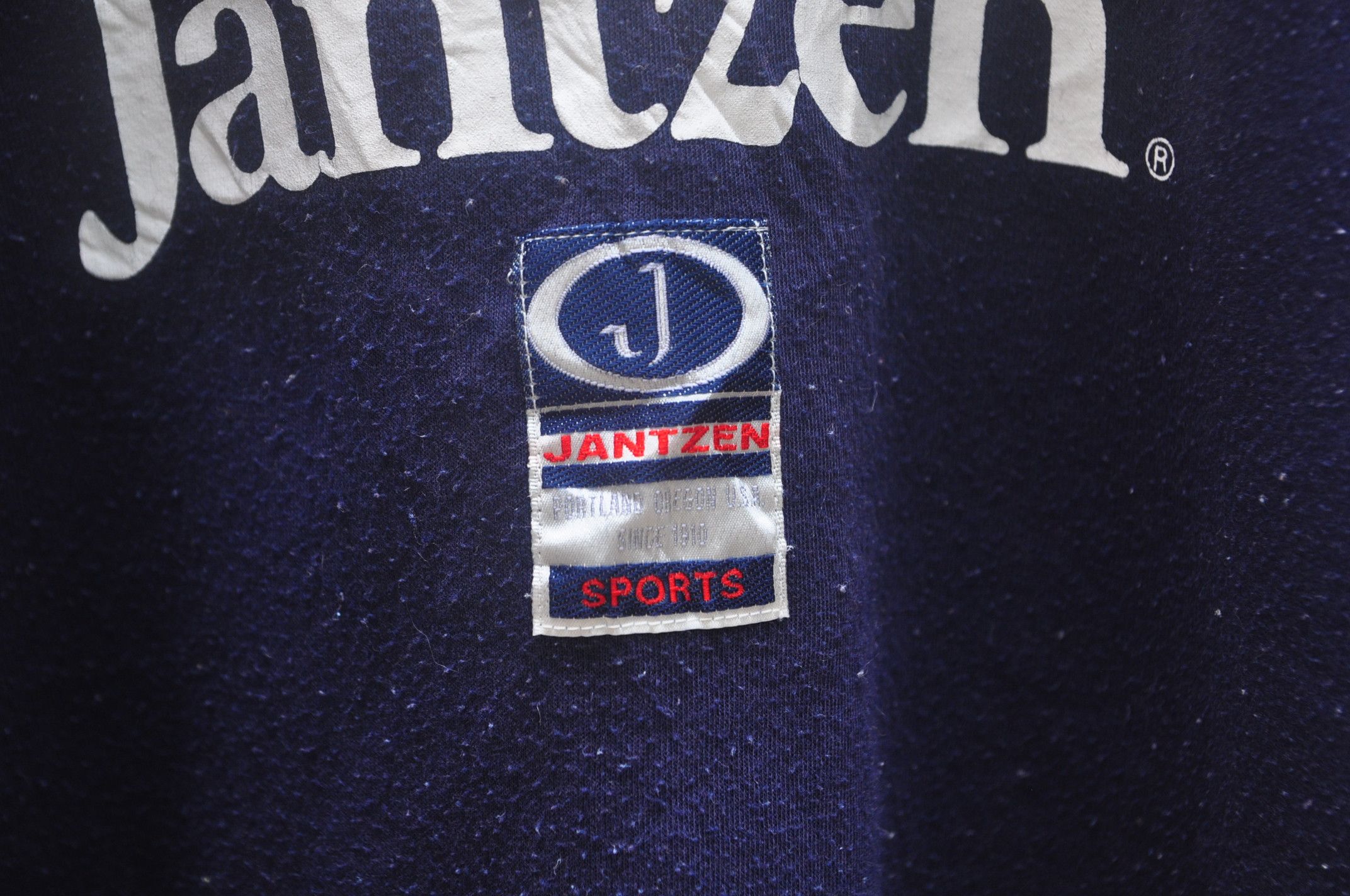 Jantzen Vintage 80s Jantzen Pullover Designer Streetwear Fashion Size US XL / EU 56 / 4 - 4 Thumbnail
