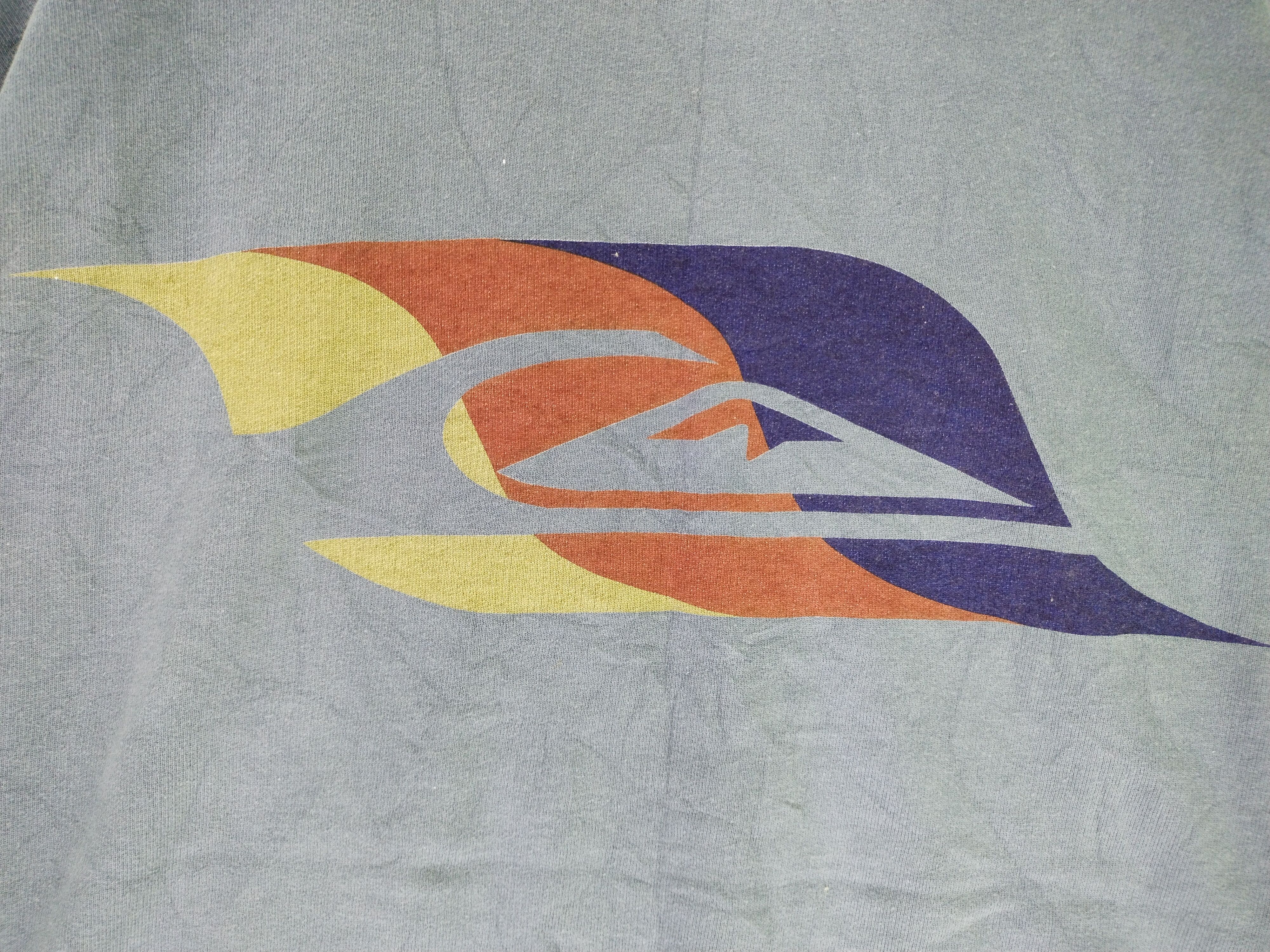Japanese Brand × Quiksilver × Vintage Vintage QUIKSILVER Sweatshirt Japan Size US M / EU 48-50 / 2 - 9 Thumbnail