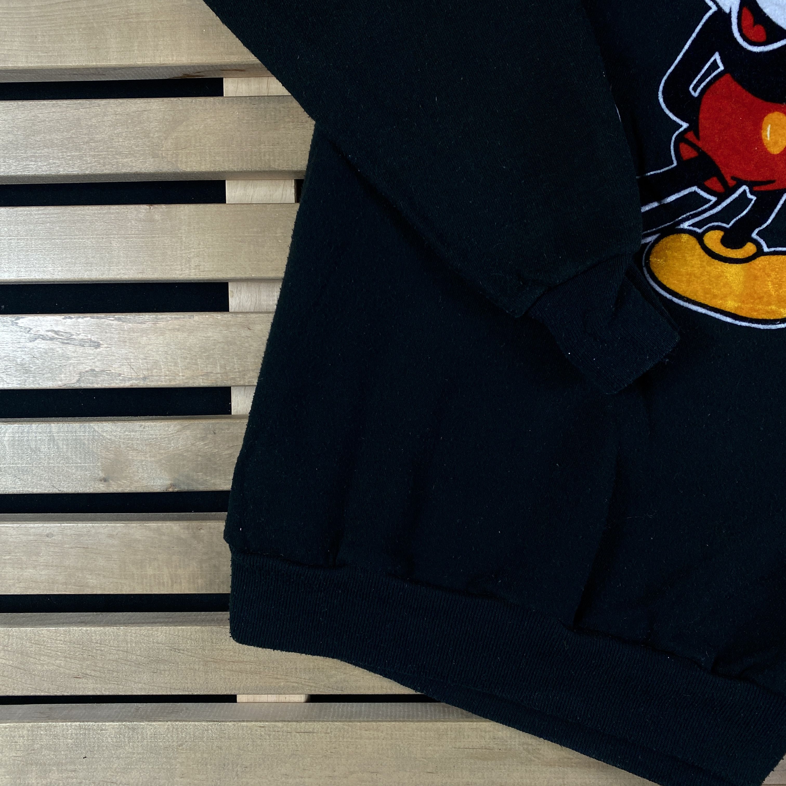 Disney × Vintage Mens Vintage Sweatshirt Disney Mickey Mouse Size L Size US L / EU 52-54 / 3 - 3 Thumbnail