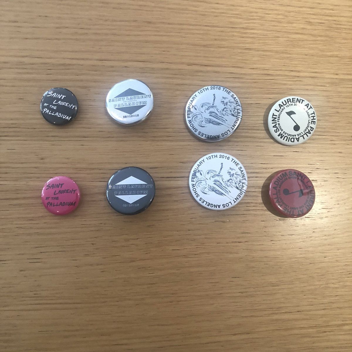 Hedi Slimane Hedi Slimane Palladium Show Pins Size ONE SIZE - 1 Thumbnail