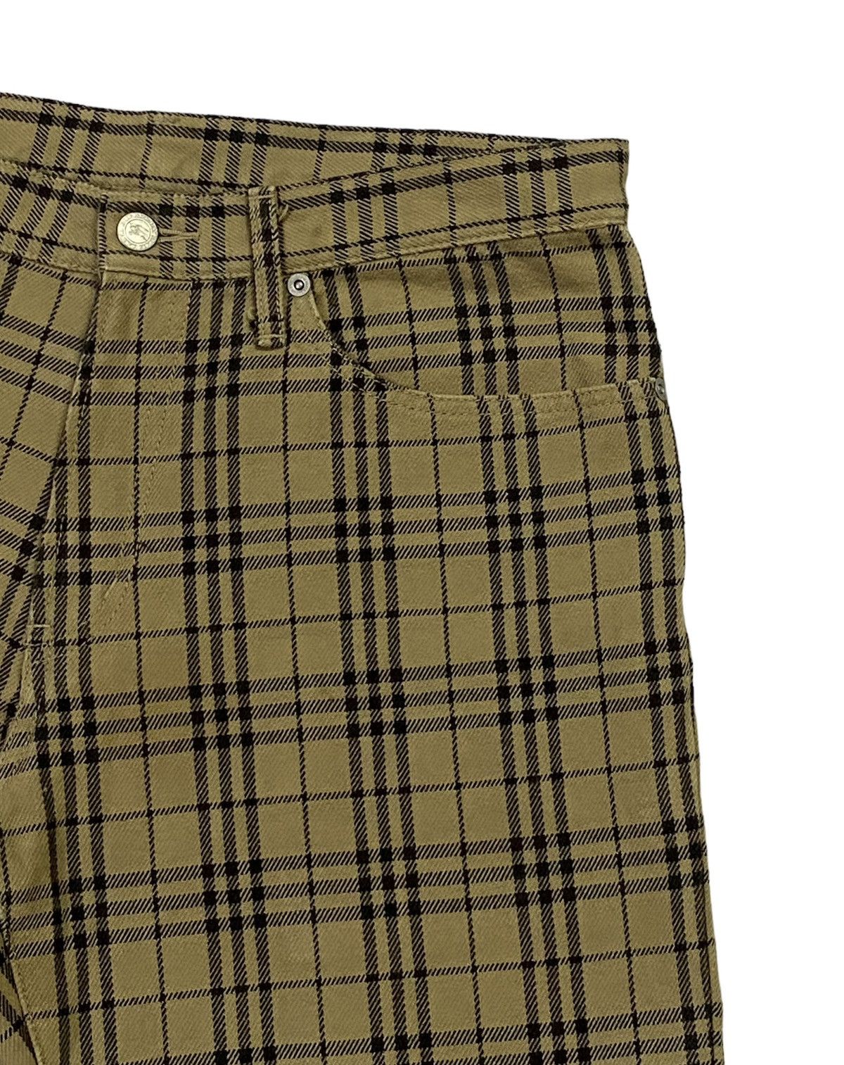 Burberry Burberry Blue Label Nova Check Shorts Pants Size US 32 / EU 48 - 18 Thumbnail