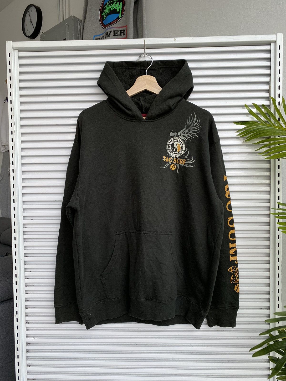 Japanese Brand Vintage T&C Surf Chrome Wings Hearts Gold Wings Hoodies Size US XL / EU 56 / 4 - 2 Thumbnail