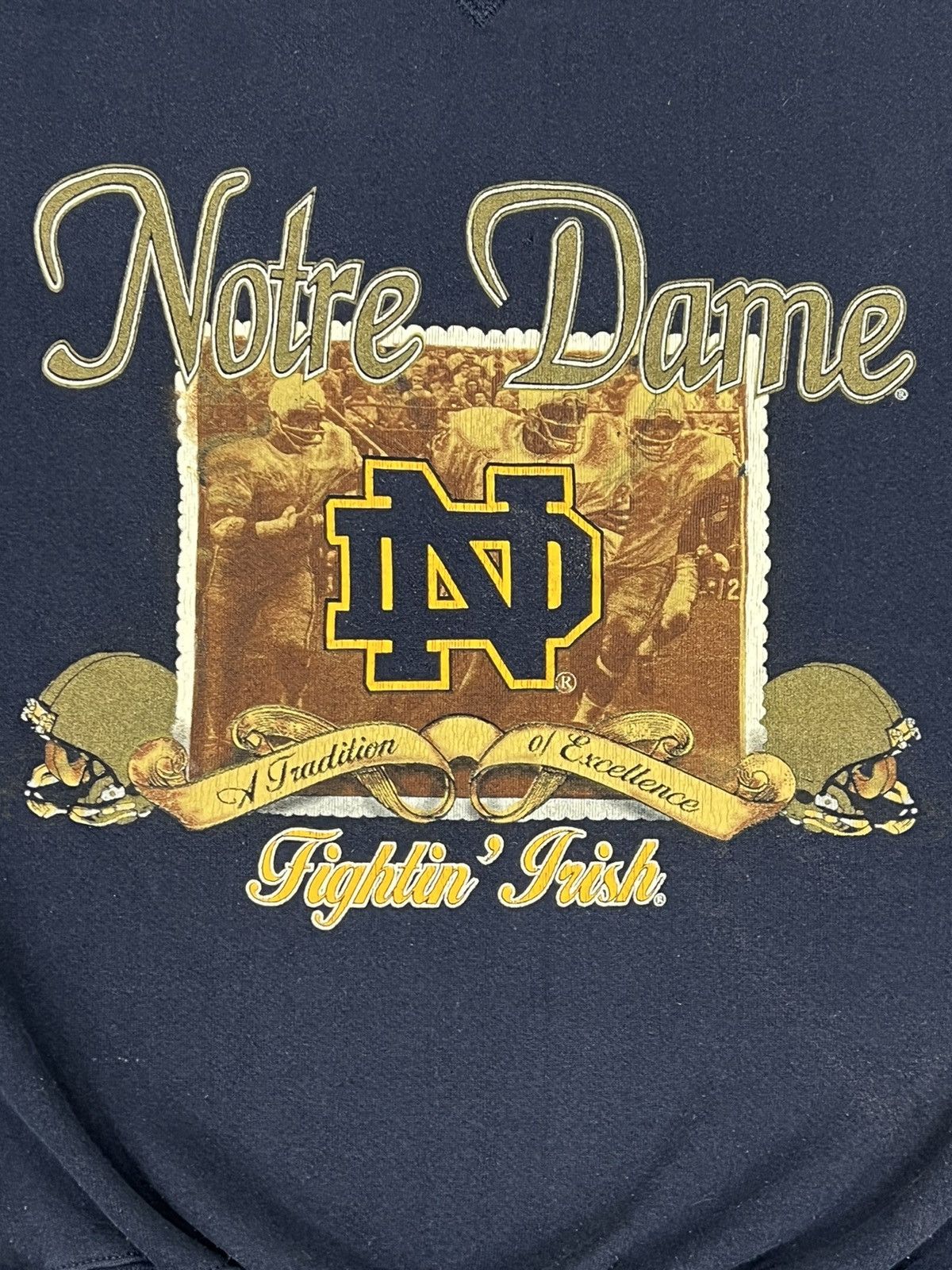 NCAA Vintage 90s Notre Dame Figghting Irish Crewneck Sweatshirt Size US L / EU 52-54 / 3 - 3 Thumbnail