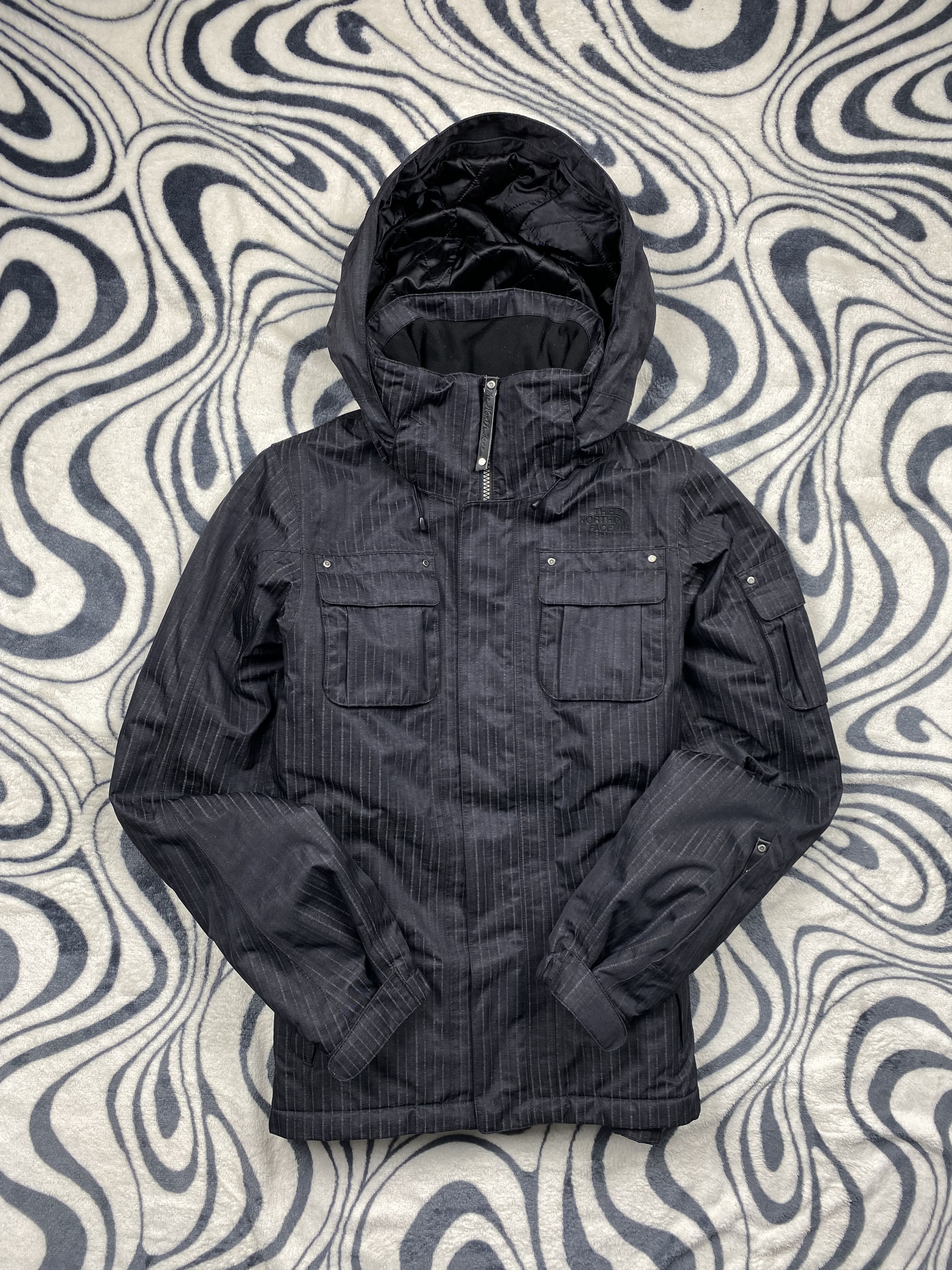 The North Face The North Face Insulated Jacket Womens Ski Gorpcore Size M / US 6-8 / IT 42-44 - 1 Thumbnail