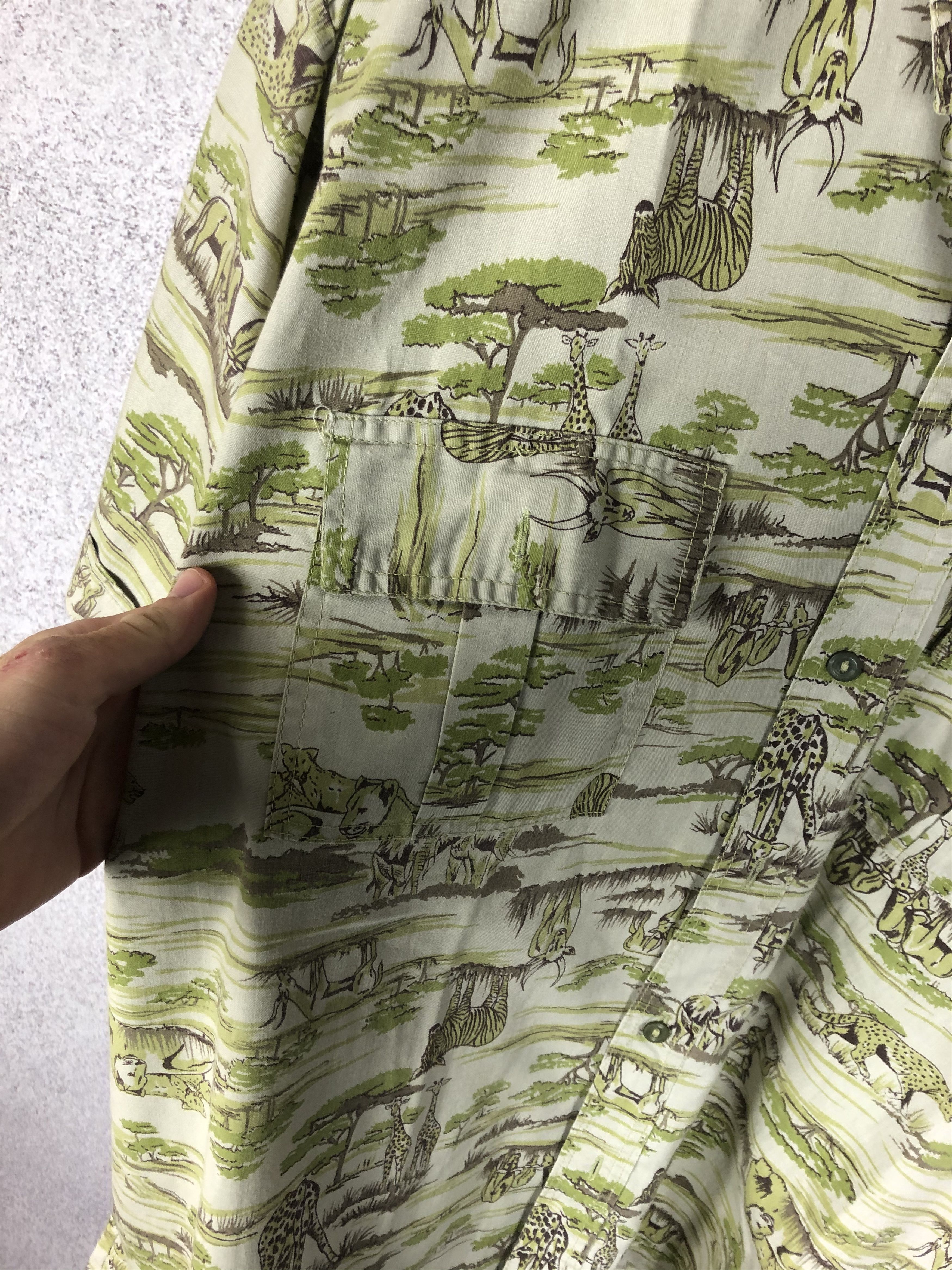 Vintage Vintage Safari Animals All Over Print Shirt Button up Size US XL / EU 56 / 4 - 4 Thumbnail