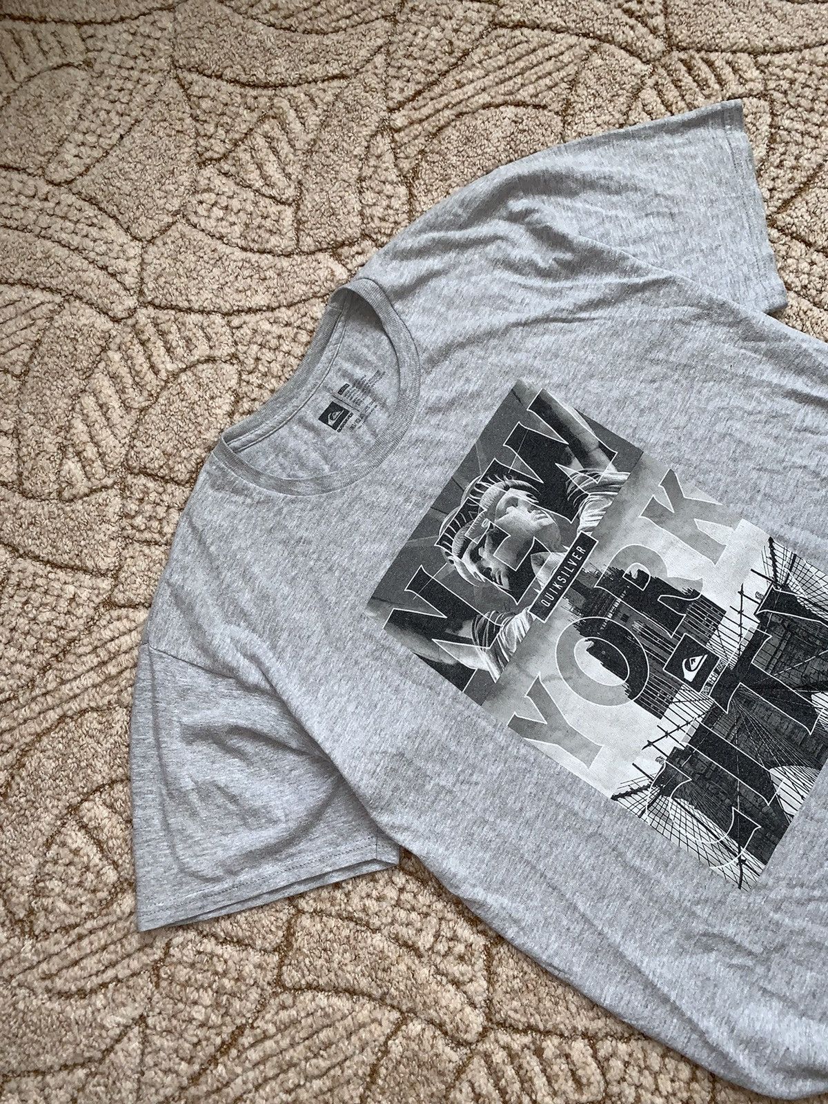 Quiksilver × Vintage Vintage 90’s y2k quicksilver surf style surfing tee T-shirts Size US L / EU 52-54 / 3 - 6 Thumbnail
