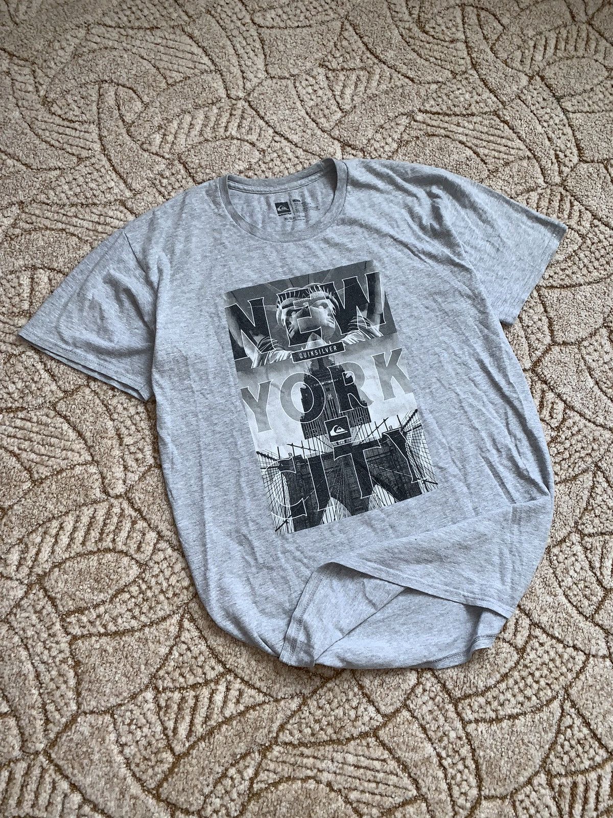 Quiksilver × Vintage Vintage 90’s y2k quicksilver surf style surfing tee T-shirts Size US L / EU 52-54 / 3 - 8 Thumbnail