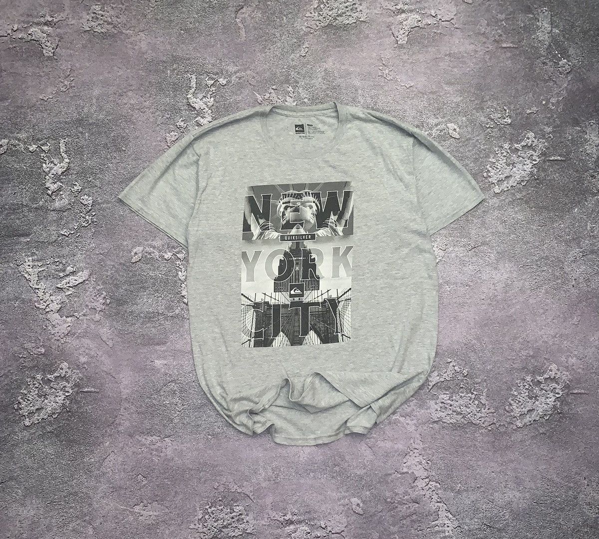 Quiksilver × Vintage Vintage 90’s y2k quicksilver surf style surfing tee T-shirts Size US L / EU 52-54 / 3 - 1 Thumbnail