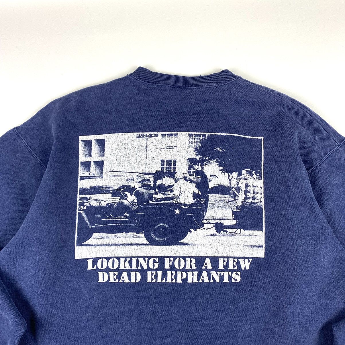 Vintage 2000 Rare! Archive Dead Elephants Weapons War Sweatshirt Size US XL / EU 56 / 4 - 10 Thumbnail