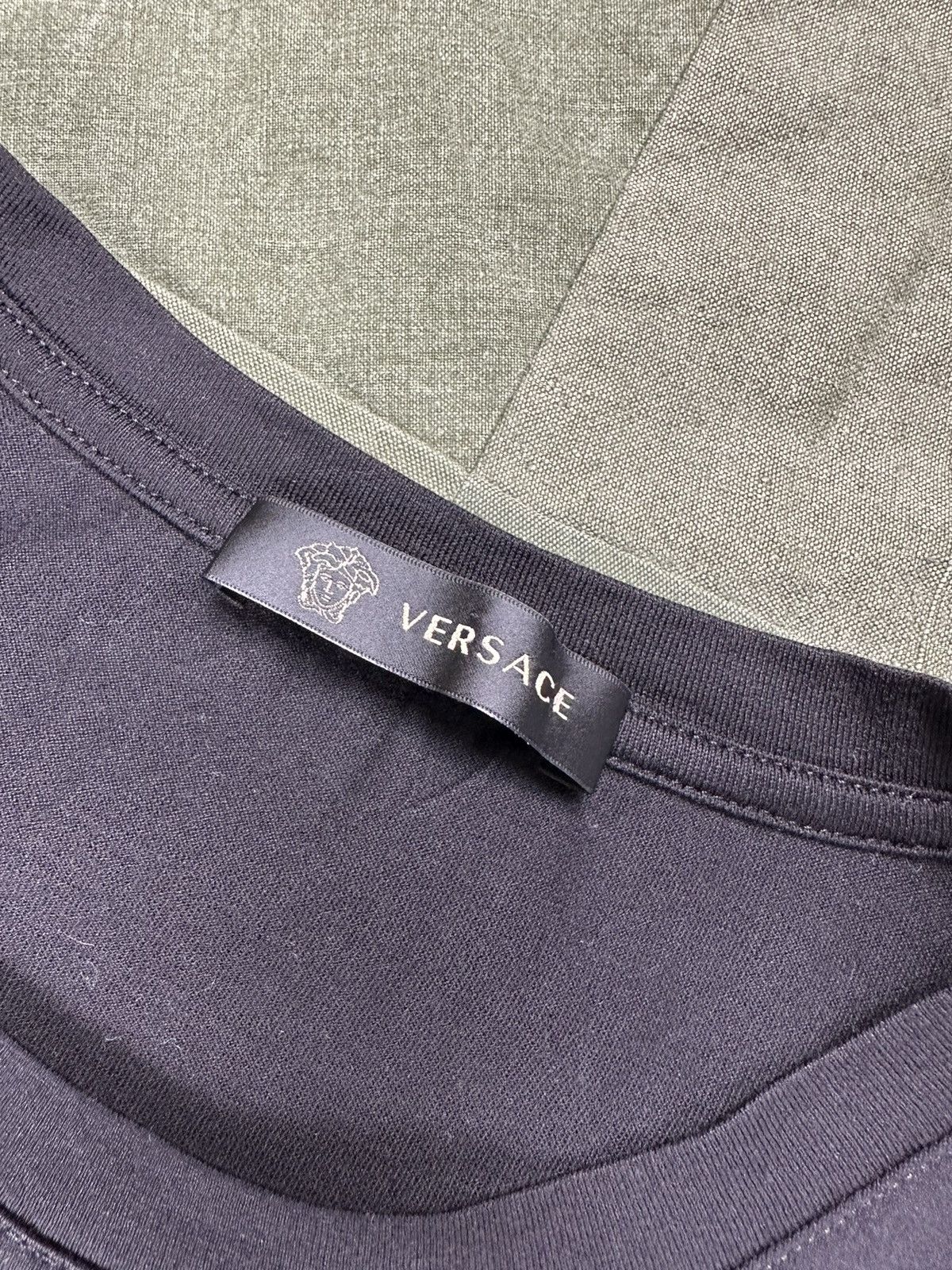 Versace Medusa Print Tee Size US XL / EU 56 / 4 - 3 Thumbnail