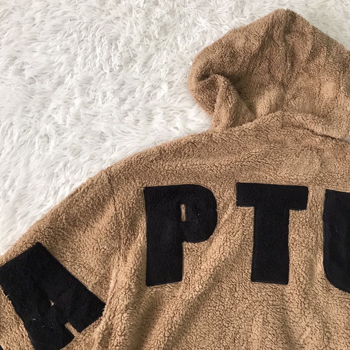 Japanese Brand 💥Steals💥Nice Big Wording CAPTURE Fleece Hoodie Size US L / EU 52-54 / 3 - 13 Thumbnail