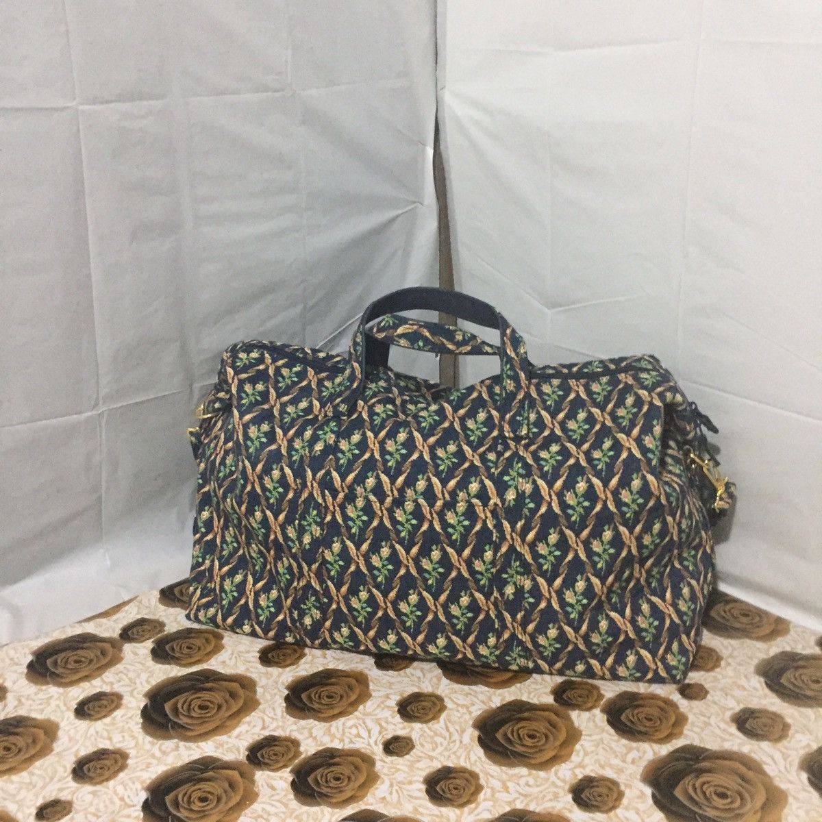 Japanese Brand Luggage bag floral nice design Size ONE SIZE - 2 Thumbnail