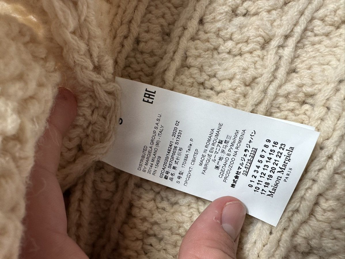 Maison Margiela maison margiela cable knit sweater w/ scarf detail Size US S / EU 44-46 / 1 - 4 Thumbnail