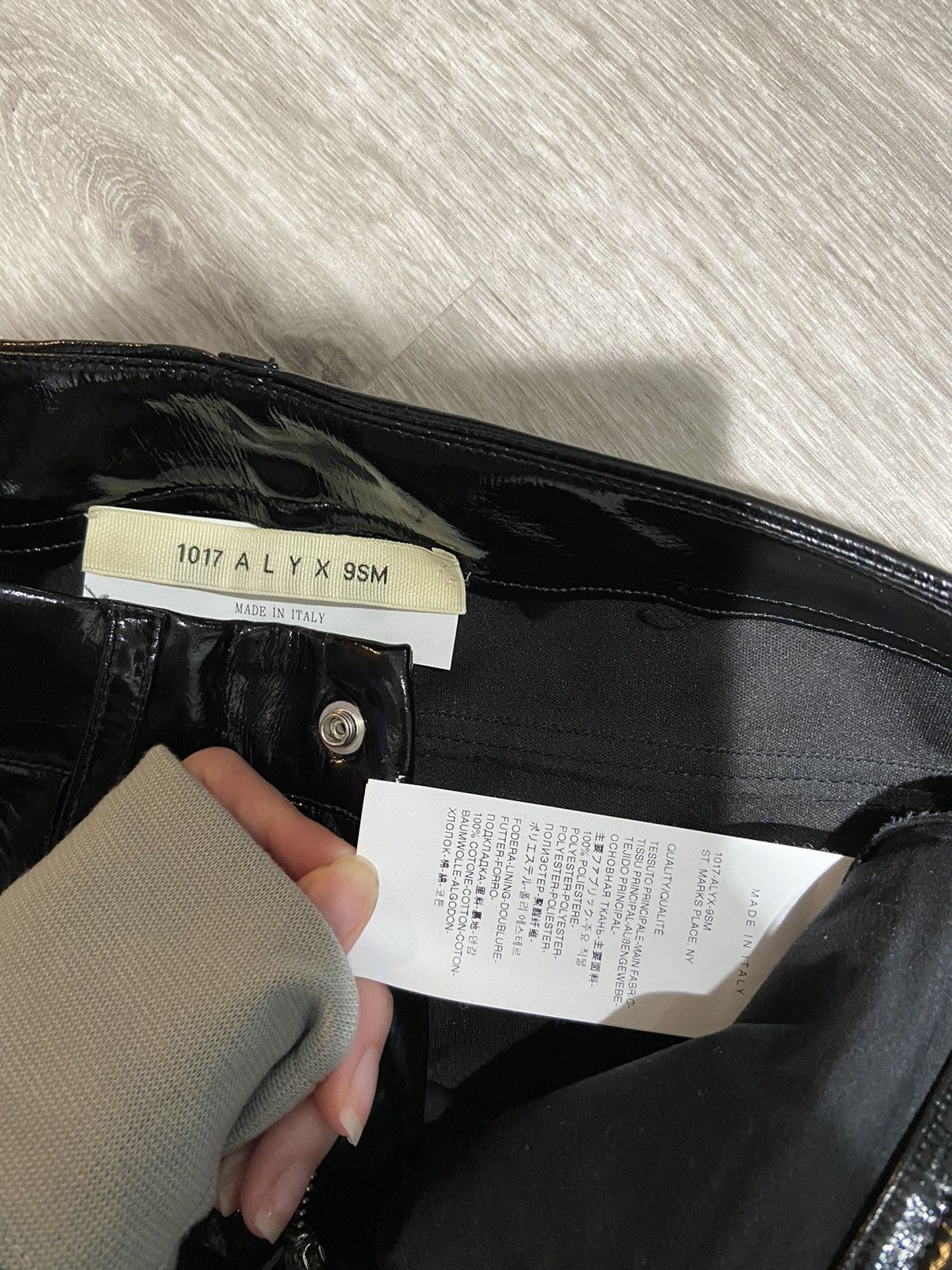 1017 ALYX 9SM 1017 ALYX 9SM Back Zip Pants Size 28" / US 6 / IT 42 - 3 Thumbnail