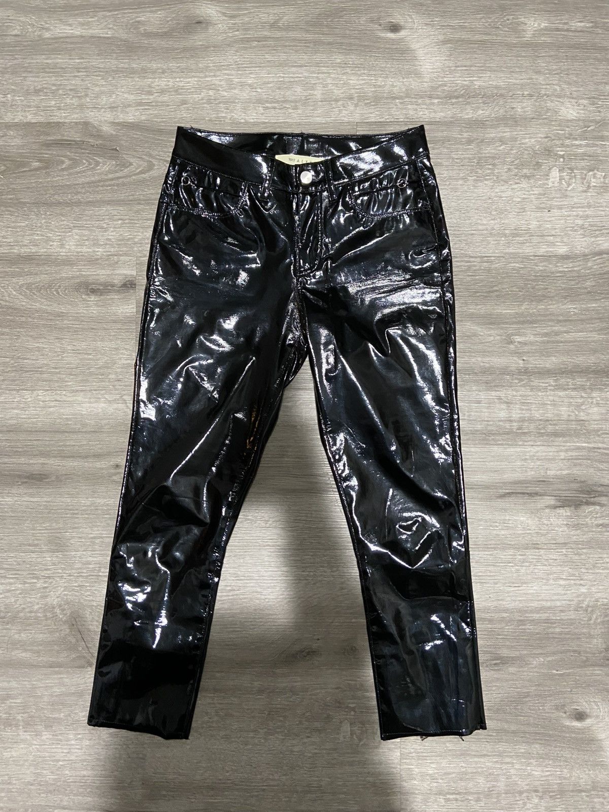 1017 ALYX 9SM 1017 ALYX 9SM Back Zip Pants Size 28" / US 6 / IT 42 - 1 Thumbnail