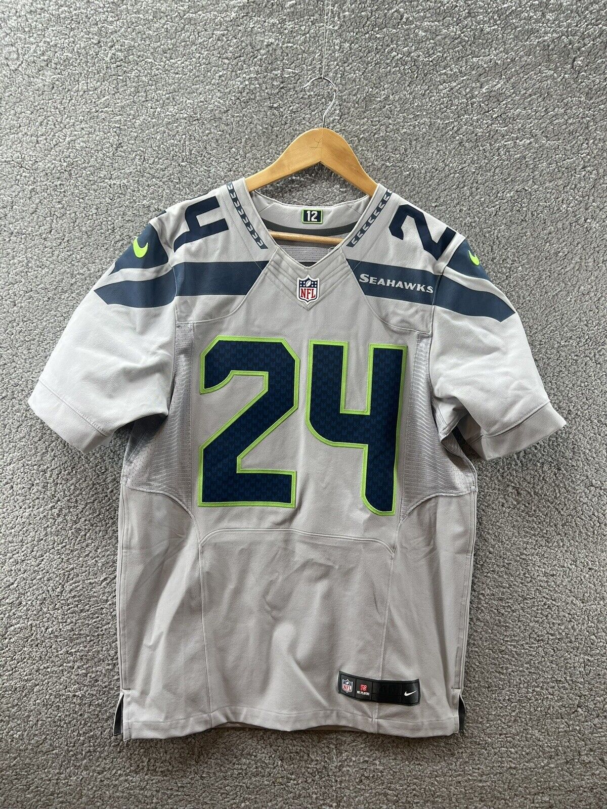 Marshawn lynch gray jersey online