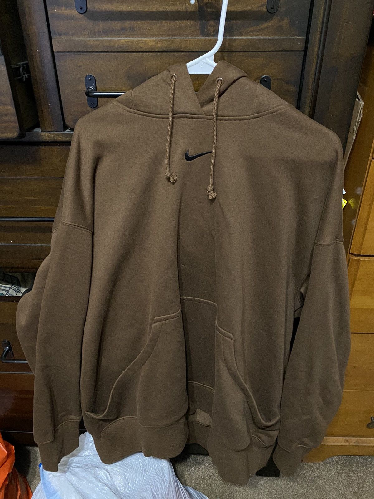 Mini Swoosh Nike Hoodie *Women sized*