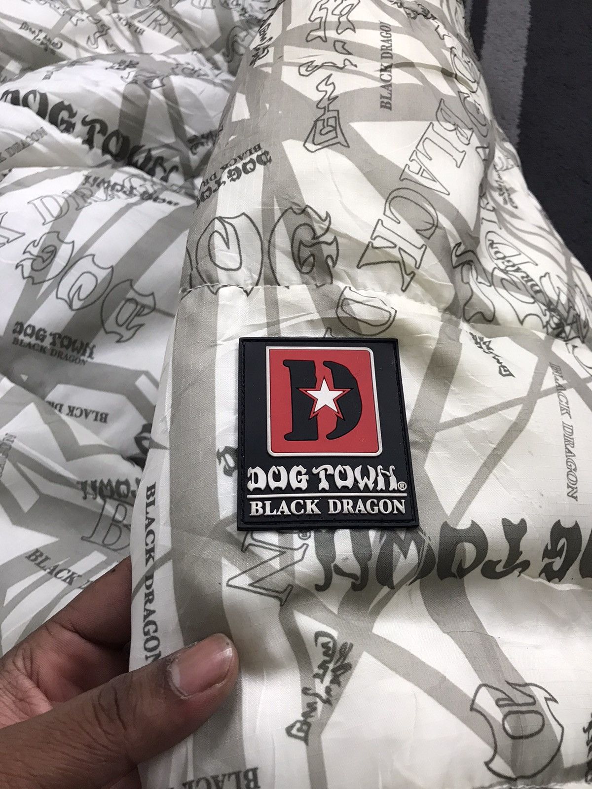 Dogtown × Japanese Brand 🇺🇸Vintage Dogtown Black Dragon Puffer Jacket Size US XL / EU 56 / 4 - 7 Thumbnail
