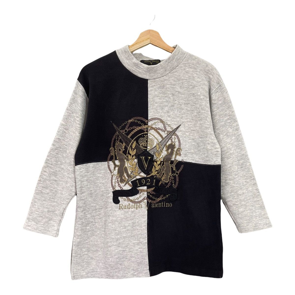 Valentino 90s Rudolph Valentino Big Logo Embroidered Sweater Size M Size US M / EU 48-50 / 2 - 1 Thumbnail