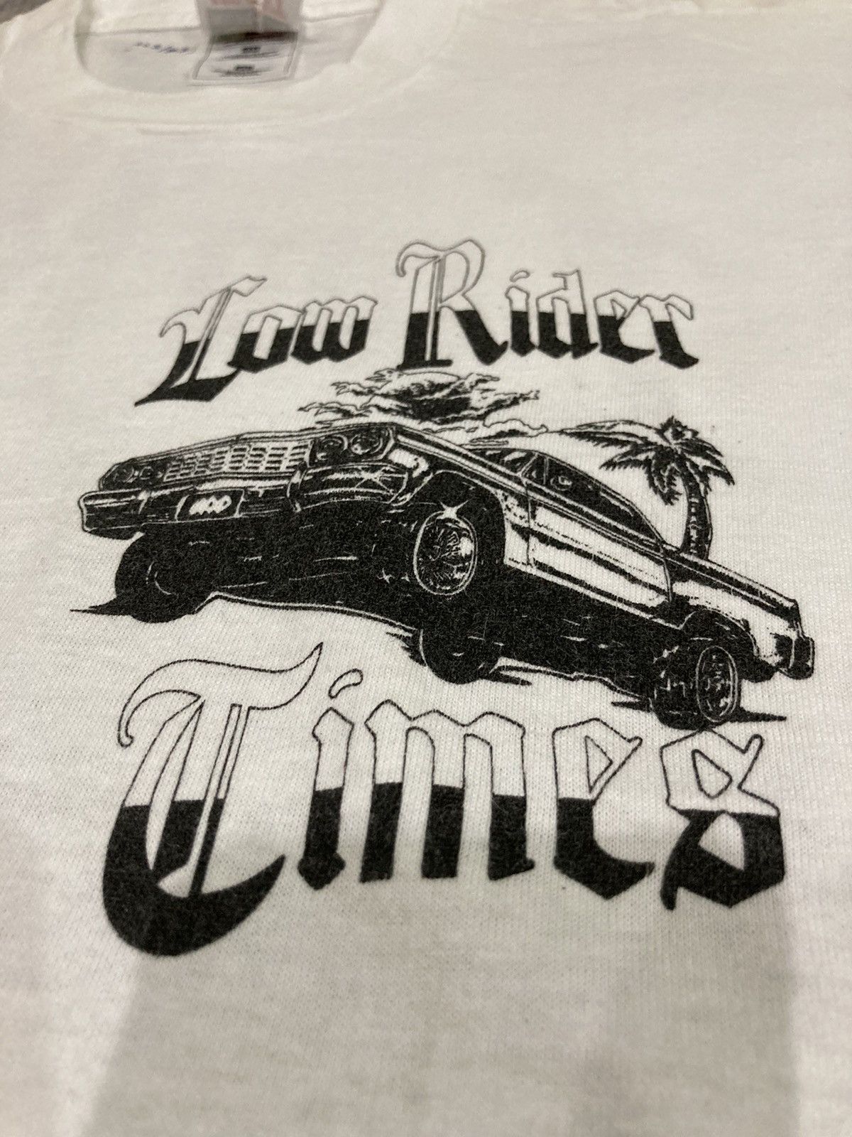 Vintage Vintage 90’s Low Rider Times T-shirt Size US XL / EU 56 / 4 - 6 Thumbnail