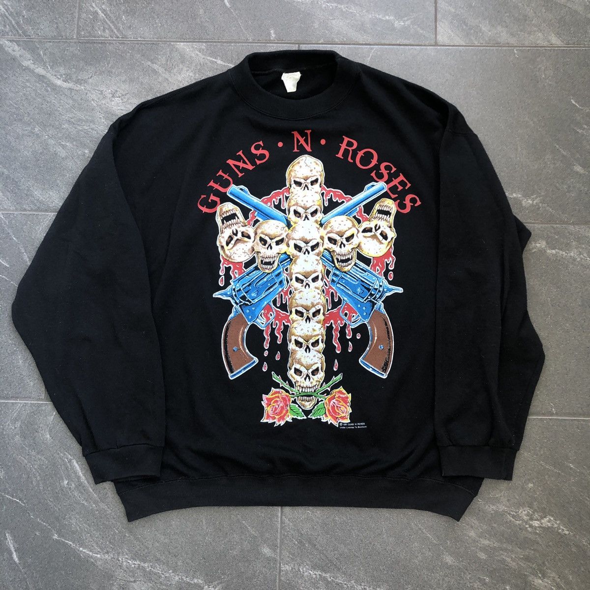 image of Vintage Crewneck 90's Guns N' Roses Use Your Illusion Tour in Black, Men's (Size XL)