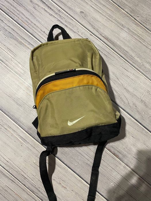 Vintage store nike backpack