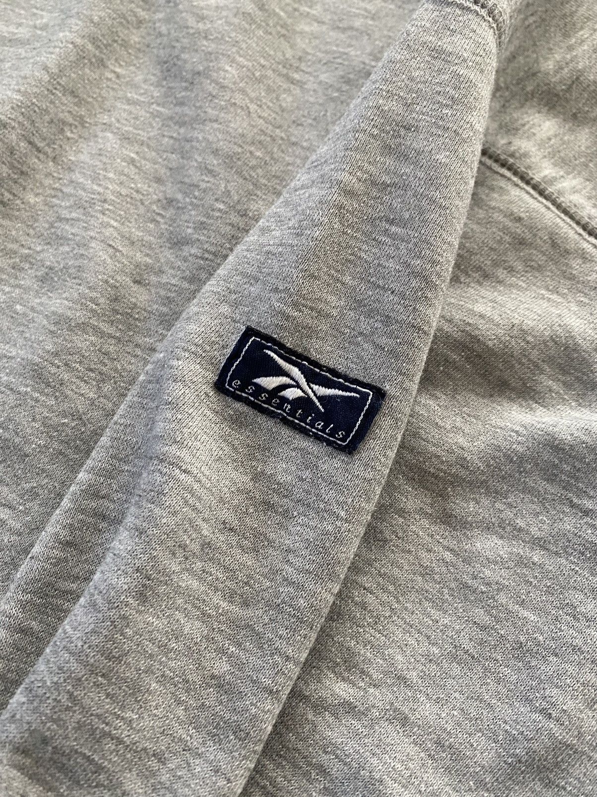 Reebok × Vintage Reebok essentials vintage spellout small logo crewneck grey Size US M / EU 48-50 / 2 - 4 Thumbnail