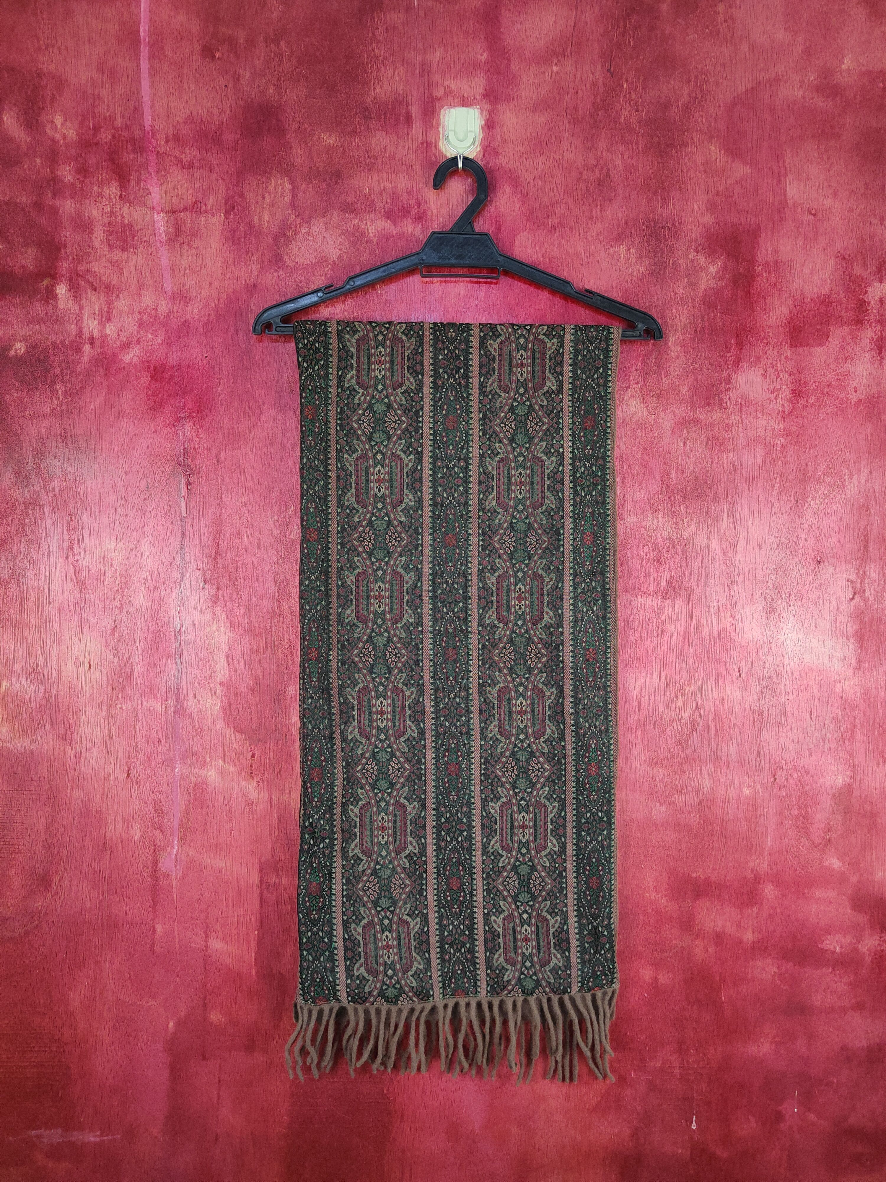 image of Umberto Bilancioni Italian Designer Art Muffler Scarves M45 in Green Pink, Women's