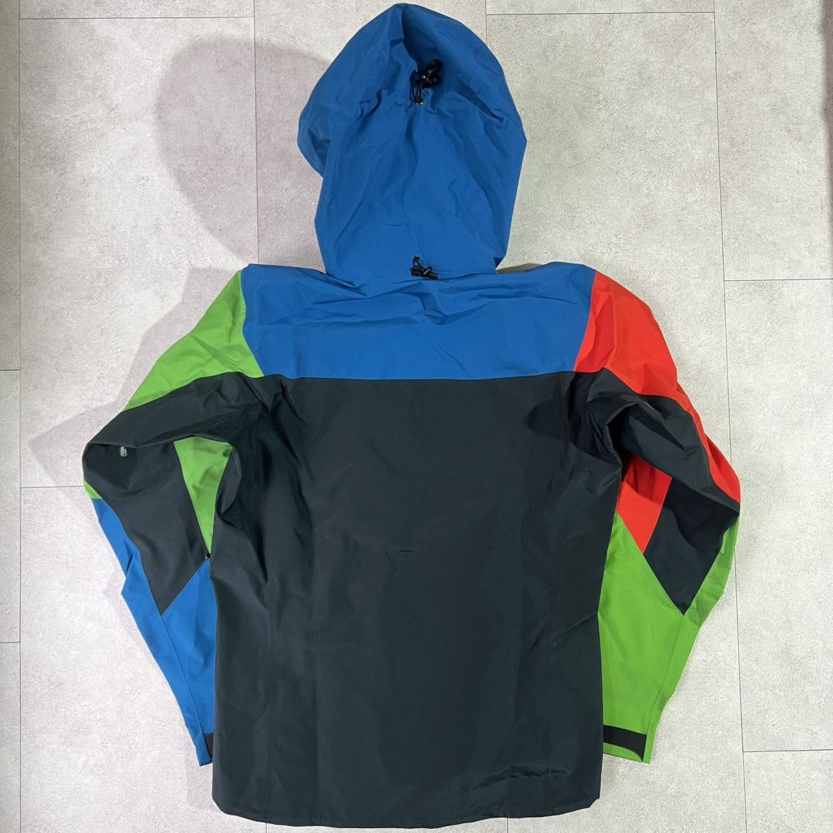 Arc'teryx ARC'TERYX BEAMS 40th anniversary crazy color ALPHA