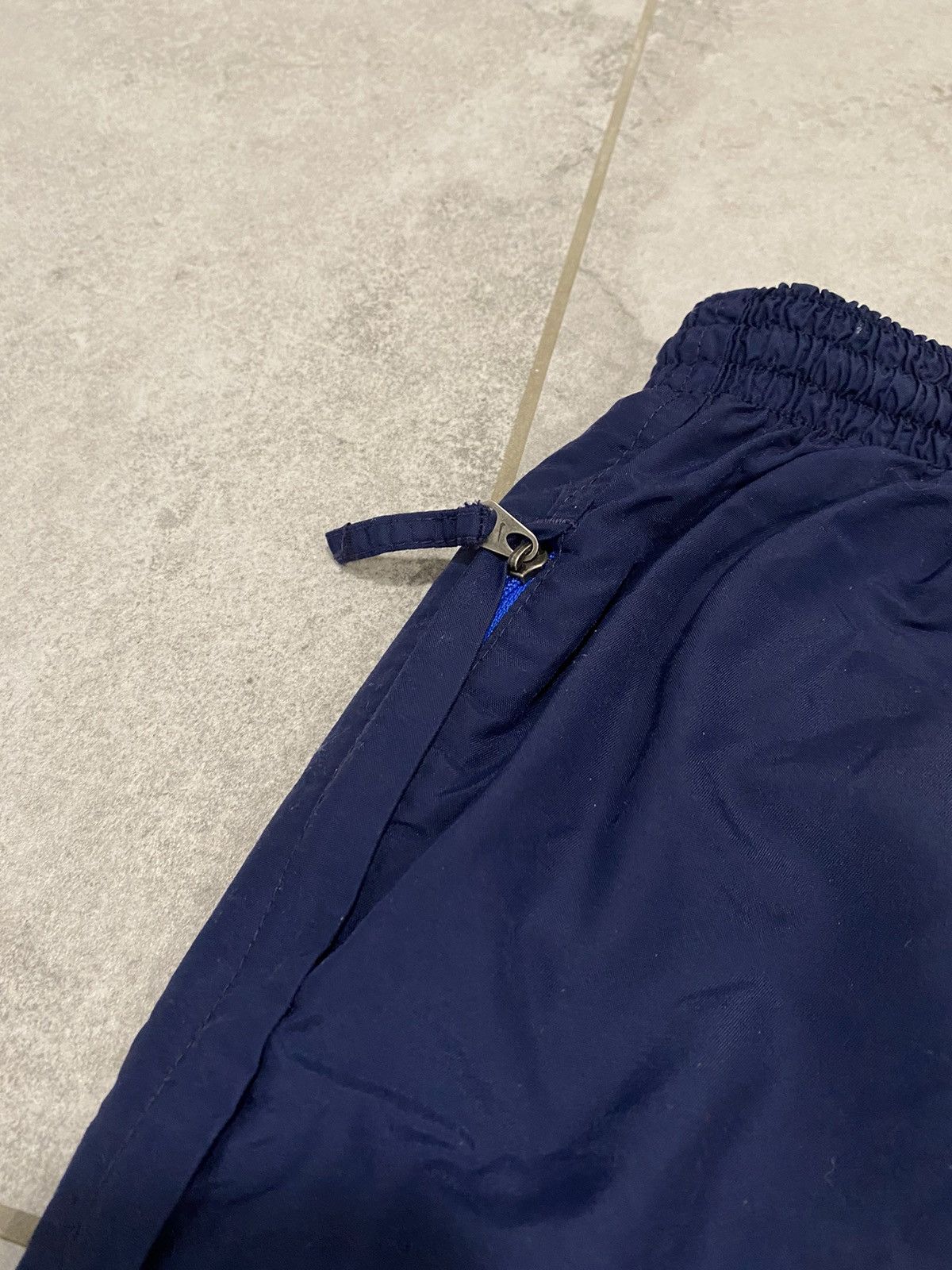 Nike × Vintage Nike vintage navy track pants small swoosh Size US 32 / EU 48 - 8 Thumbnail