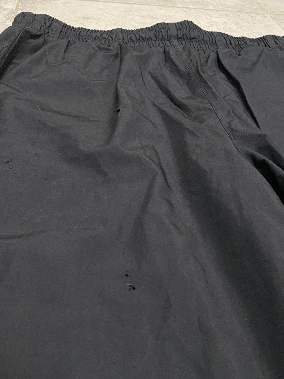 Nike Nike vintage black track pants small swoosh 2000s Size US 32 / EU 48 - 4 Thumbnail