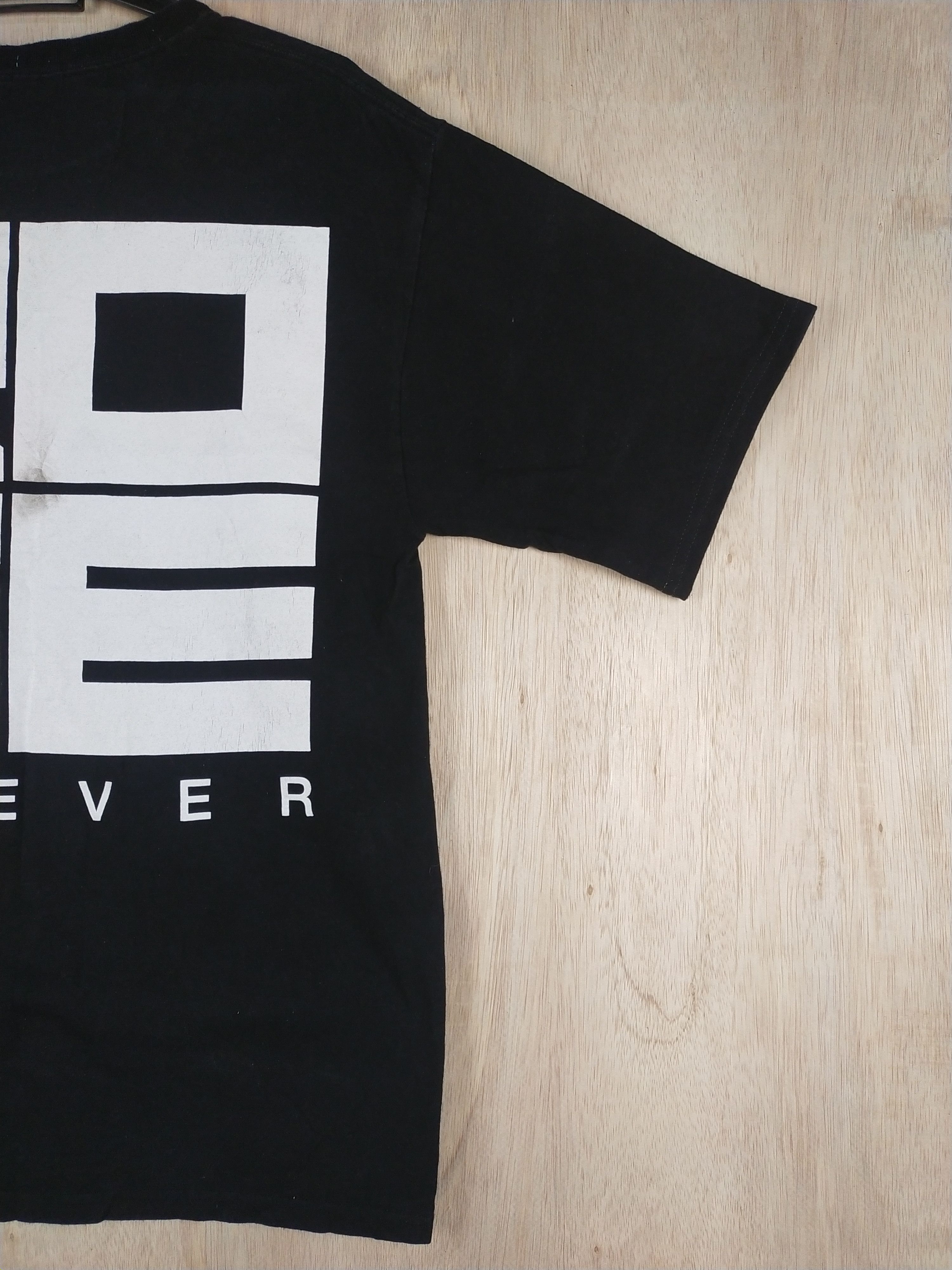 Champion DL Champion (Rose Forever) black Tshirt #2570 Size US M / EU 48-50 / 2 - 11 Thumbnail