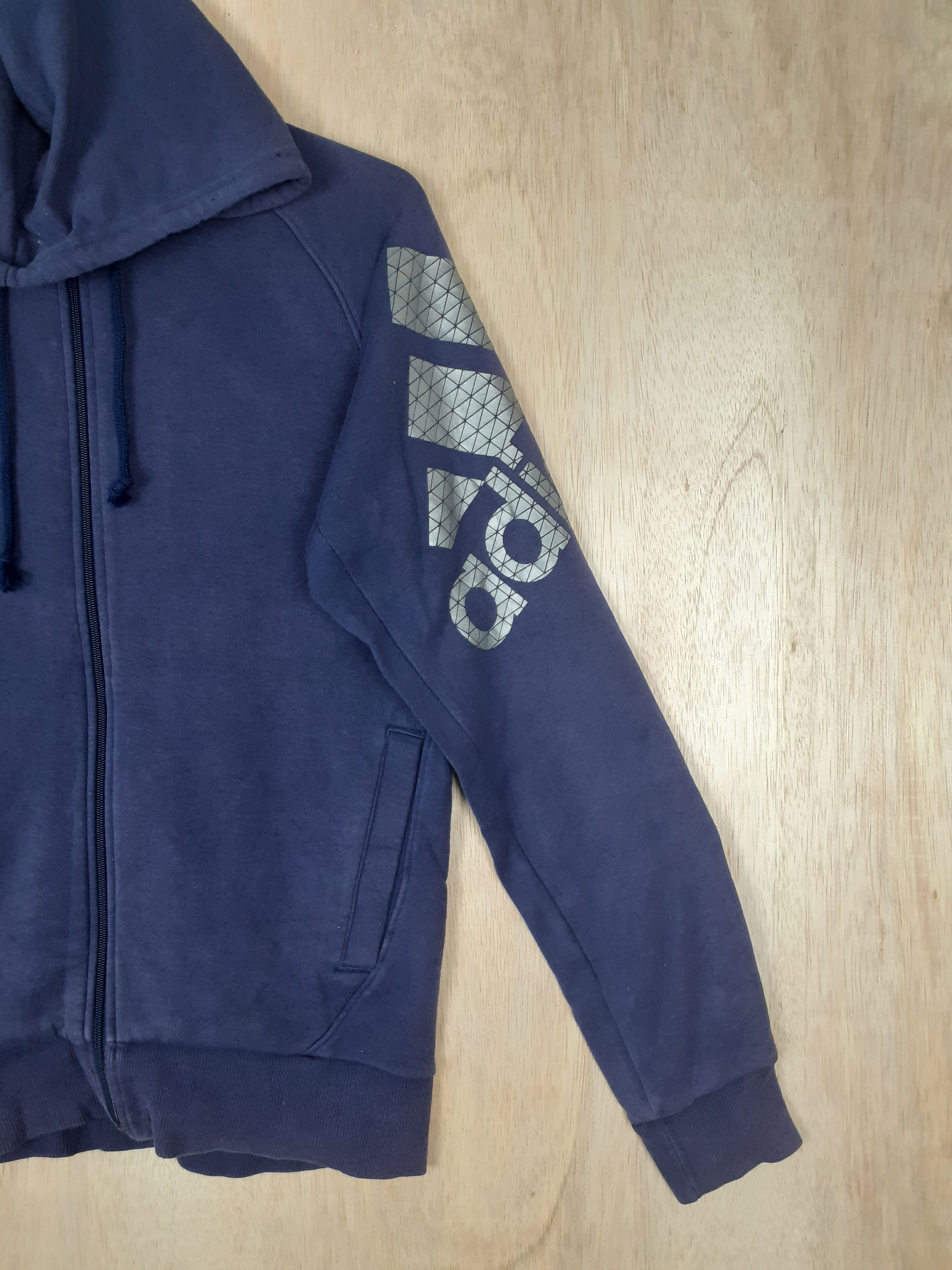 Adidas Adidas blue sweaters #3648 Size US M / EU 48-50 / 2 - 6 Thumbnail