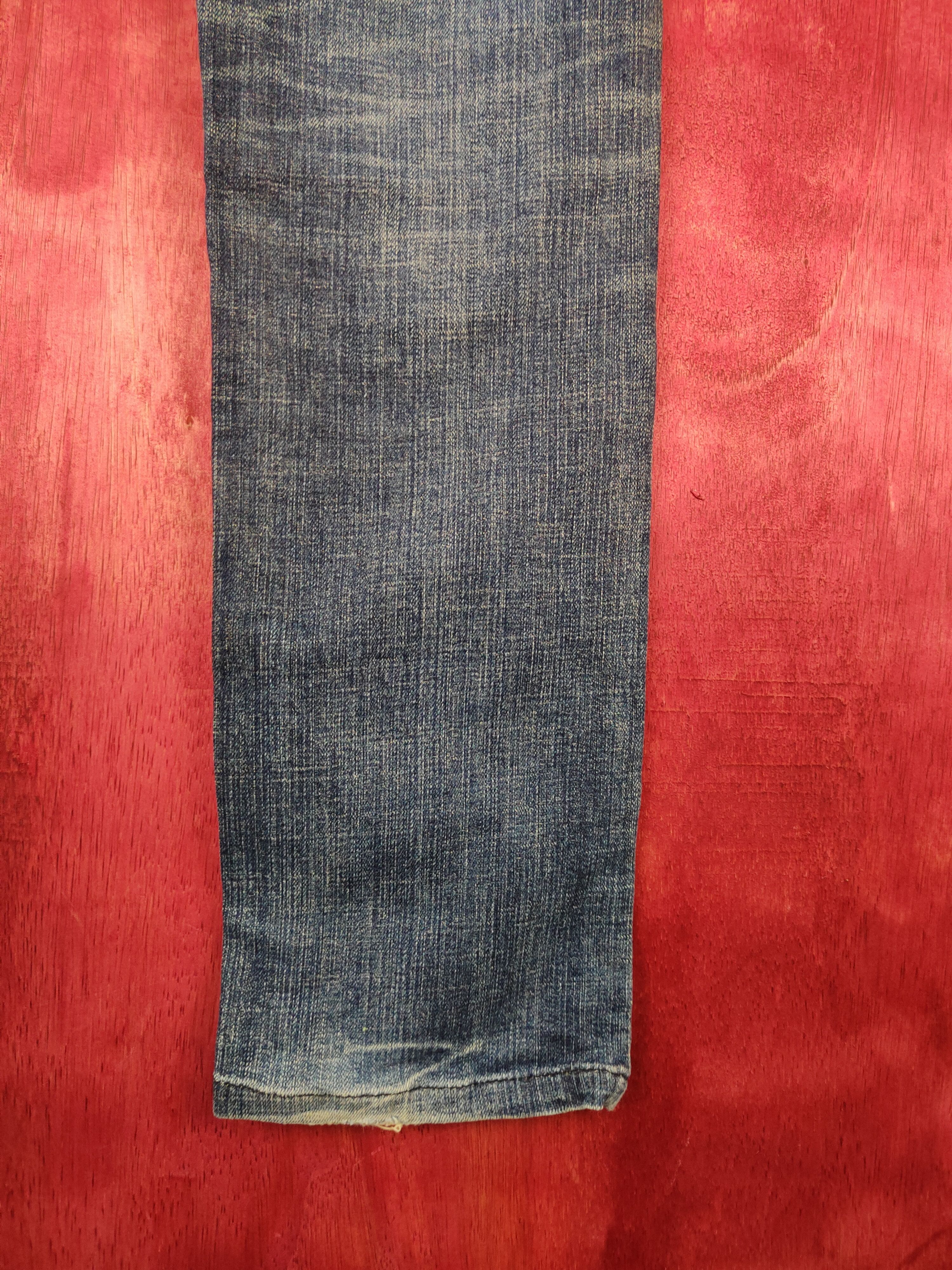 Lee × Vintage Lee Blue faded Denim Distressed vintage jeans Denim #5966 Size US 31 - 11 Thumbnail
