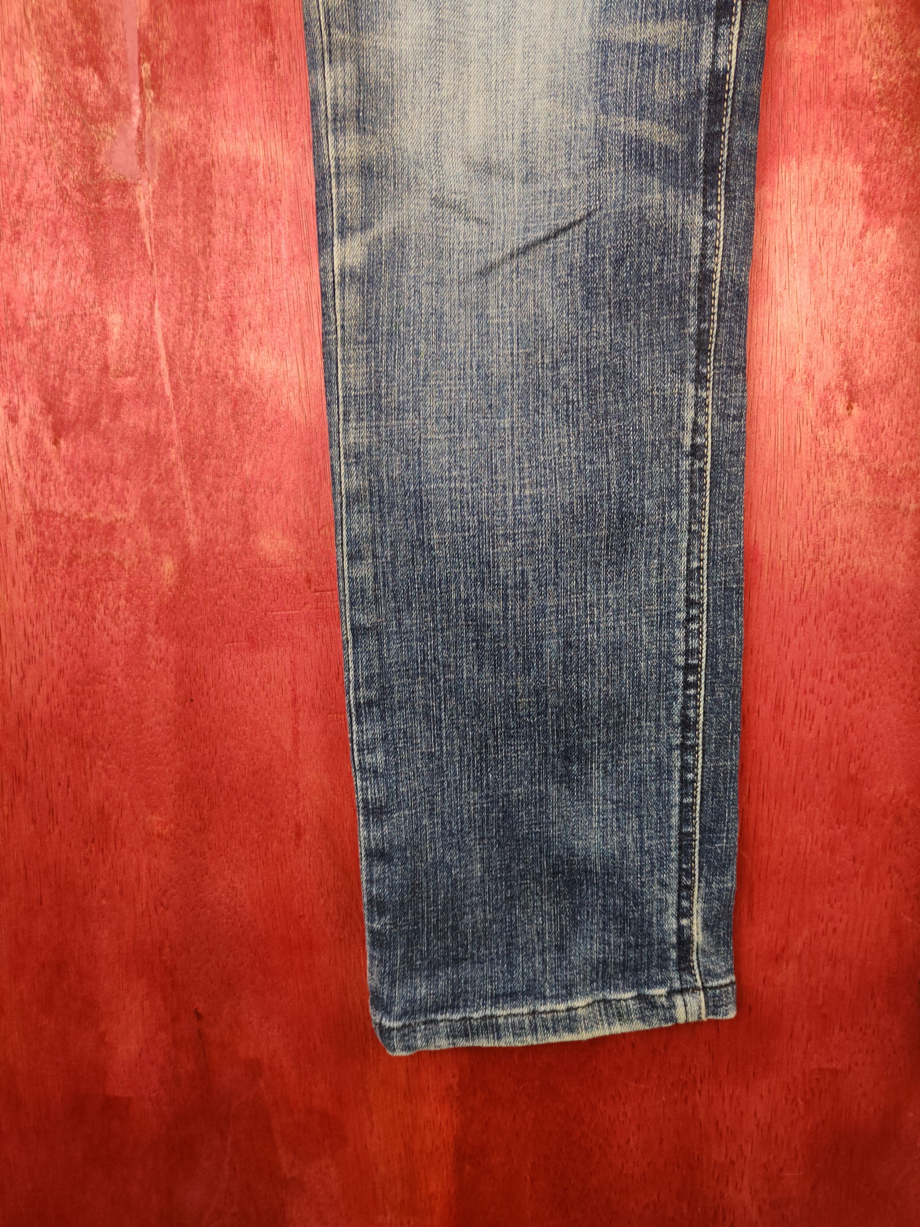 Lee × Vintage Lee Blue faded Denim Distressed vintage jeans Denim #5966 Size US 31 - 4 Thumbnail