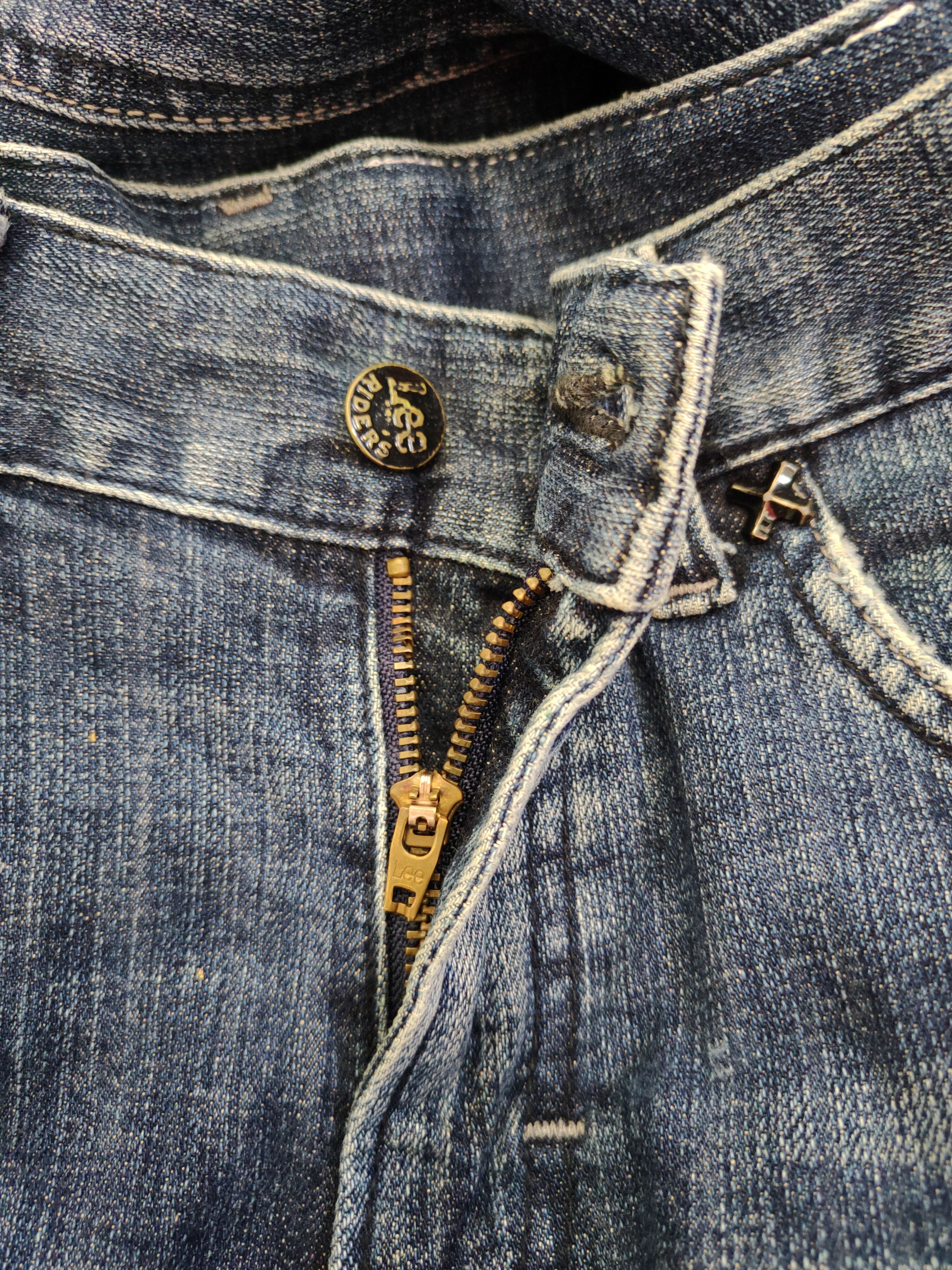 Lee × Vintage Lee Blue faded Denim Distressed vintage jeans Denim #5966 Size US 31 - 12 Thumbnail