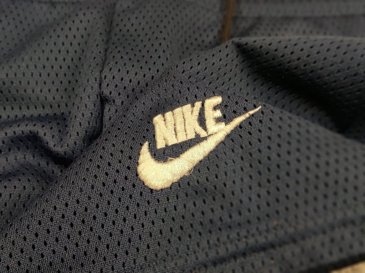Nike 🌌Vintage Nike Shorts Blue Logo swoosh casual Y2K Streetwear Size US 36 / EU 52 - 11 Thumbnail