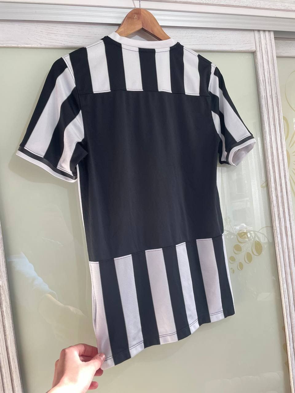 Nike Juventus 2013-2014 Home Soccer Jersey Football Shirt Size US S / EU 44-46 / 1 - 4 Thumbnail