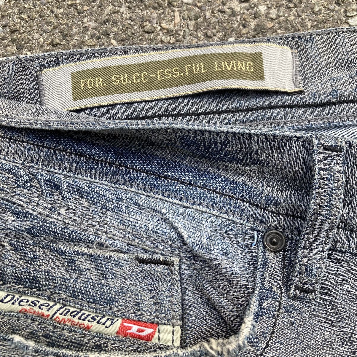 Diesel × Japanese Brand Rare! Diesel 3D Safado Reg Slim Straight Jeans Made in Italy Size US 33 - 7 Thumbnail