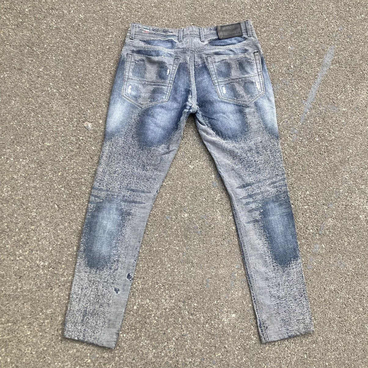 Diesel × Japanese Brand Rare! Diesel 3D Safado Reg Slim Straight Jeans Made in Italy Size US 33 - 4 Thumbnail