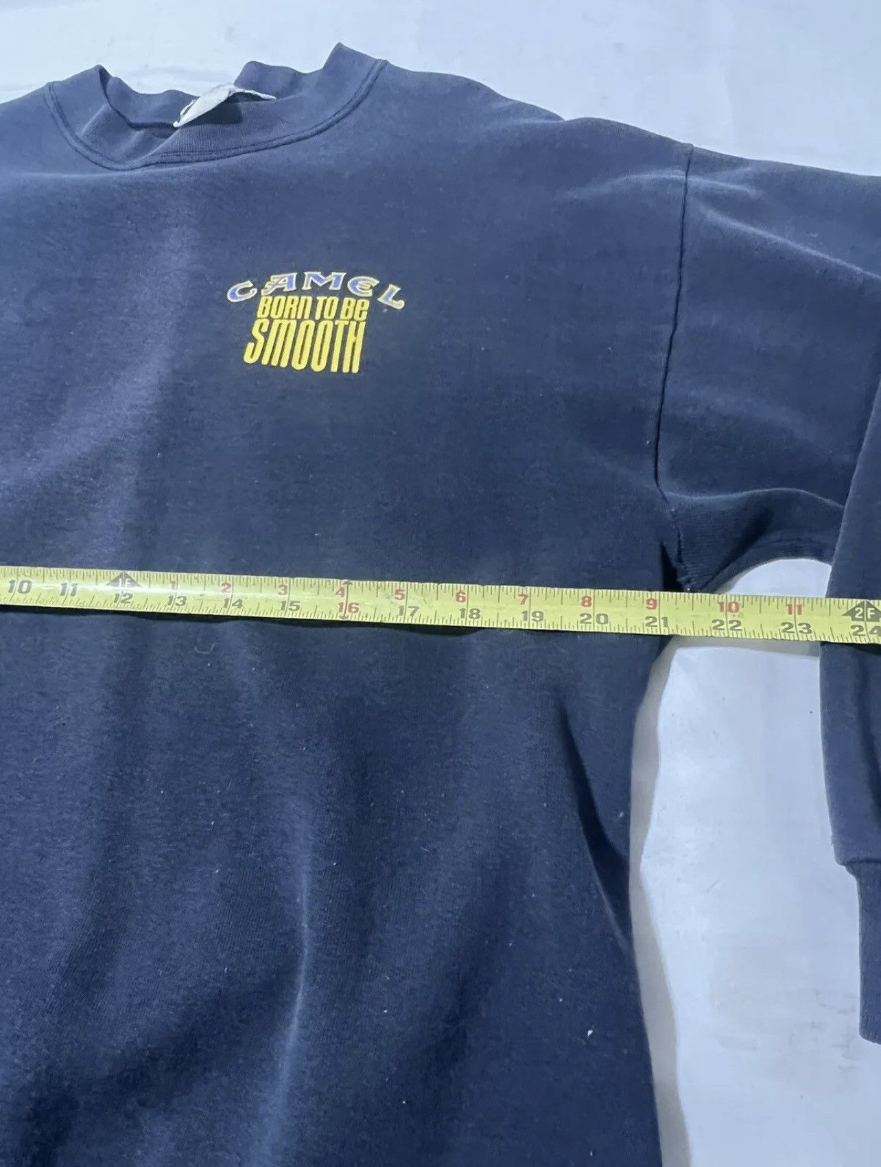 Camel × Vintage Vintage Camel Cigarettes Crewneck Sweatshirt Faded Size US L / EU 52-54 / 3 - 3 Thumbnail